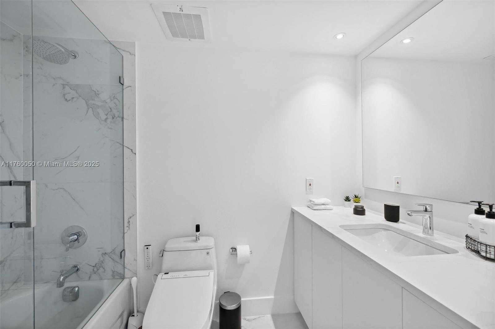 Small Image of 1830 SOUTH OCEAN DR #4502, Hallandale Beach Number 26