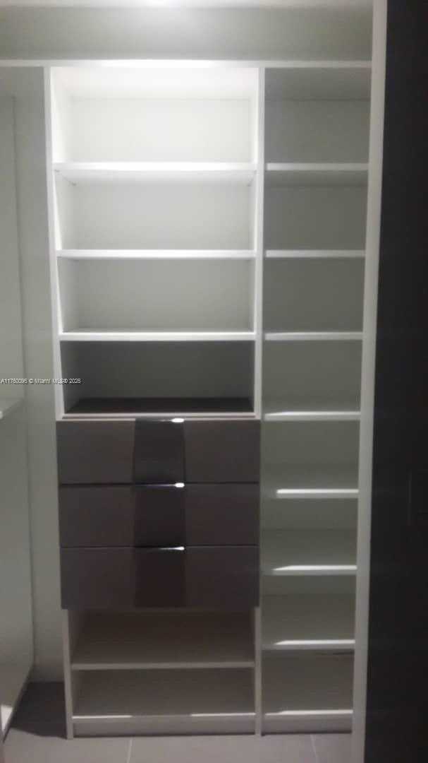 Small Image of 1600 NORTH EAST 1ST AVE #1117, Miami Number 19