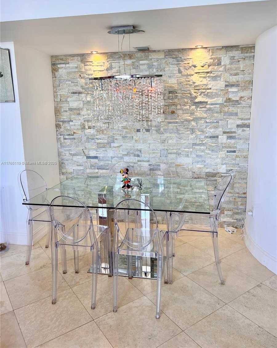 Small Image of 1330 WEST AVE #3604, Miami Beach Number 4