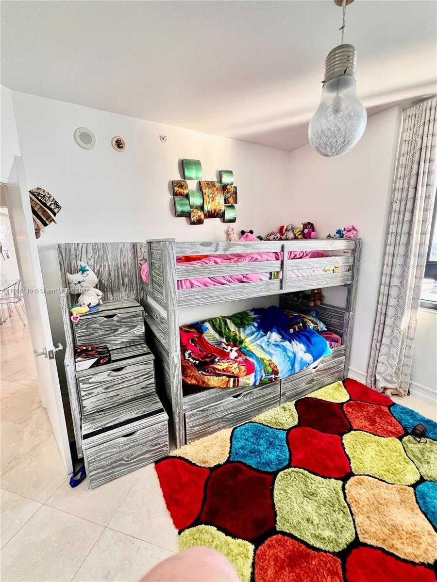 Small Image of 1330 WEST AVE #3604, Miami Beach Number 5
