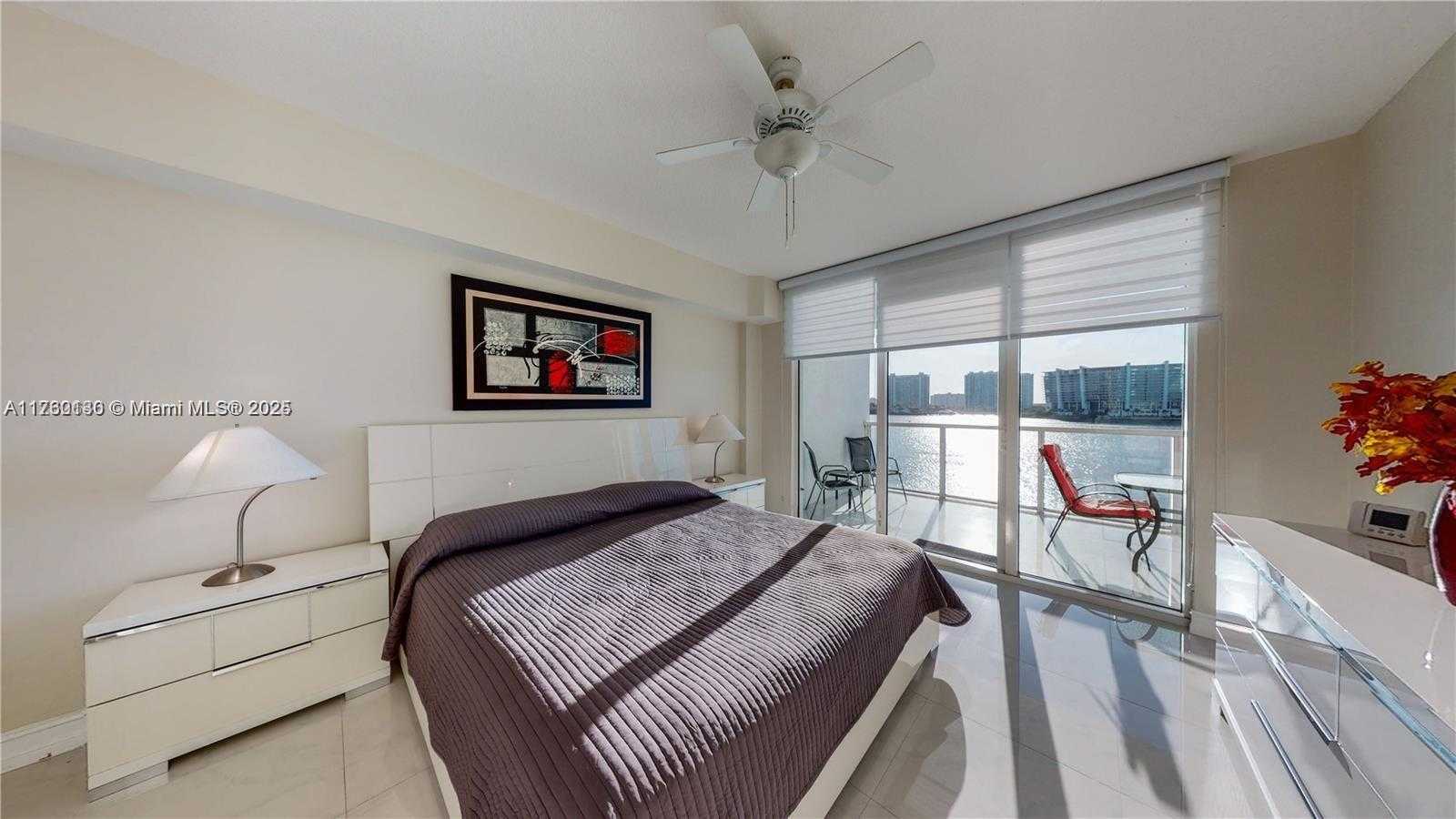 Small Image of 18100 NORTH BAY RD #504, Sunny Isles Beach Number 10