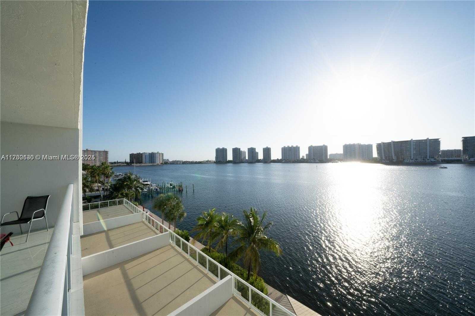 Small Image of 18100 NORTH BAY RD #504, Sunny Isles Beach Number 4