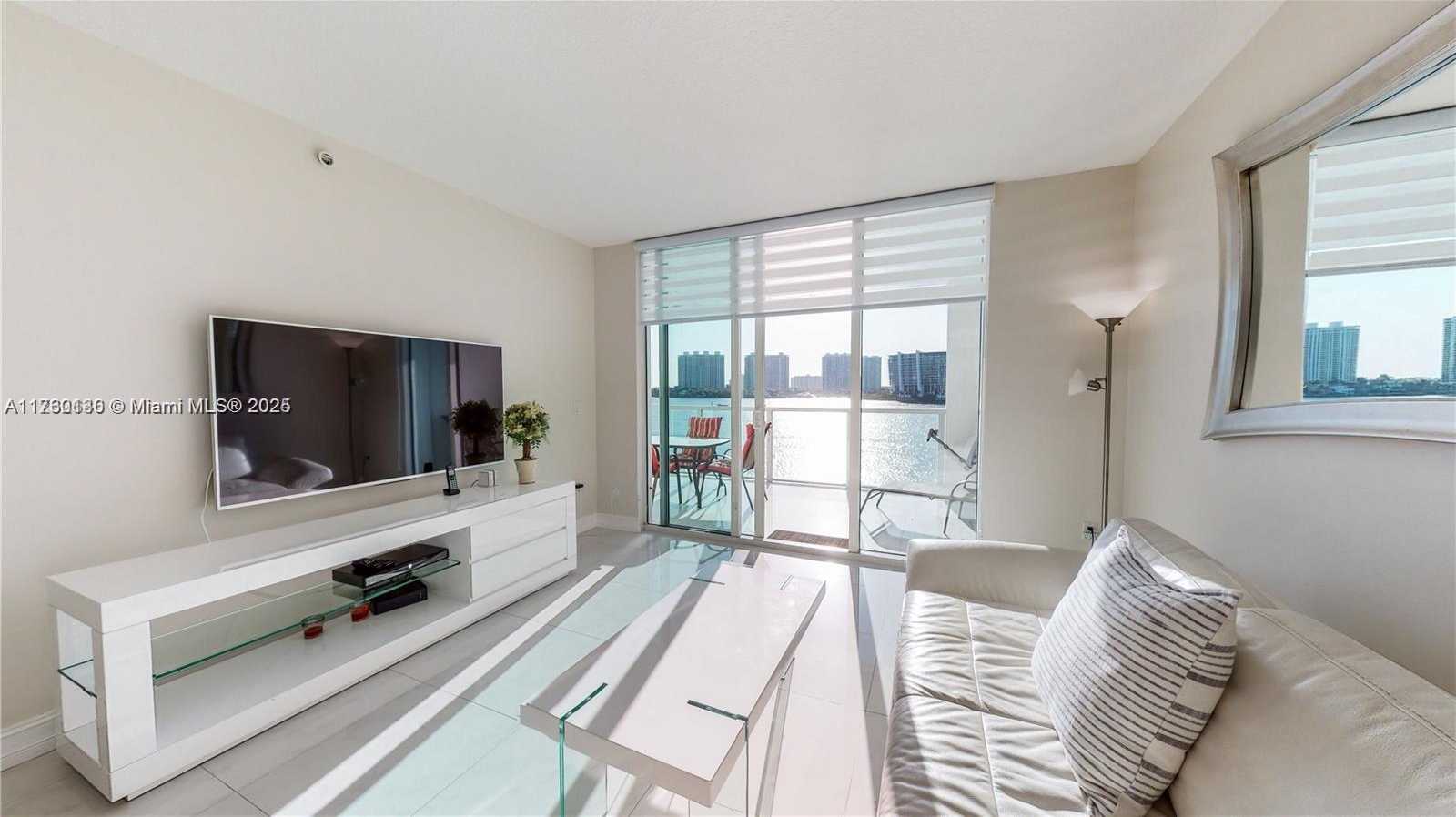 Small Image of 18100 NORTH BAY RD #504, Sunny Isles Beach Number 6