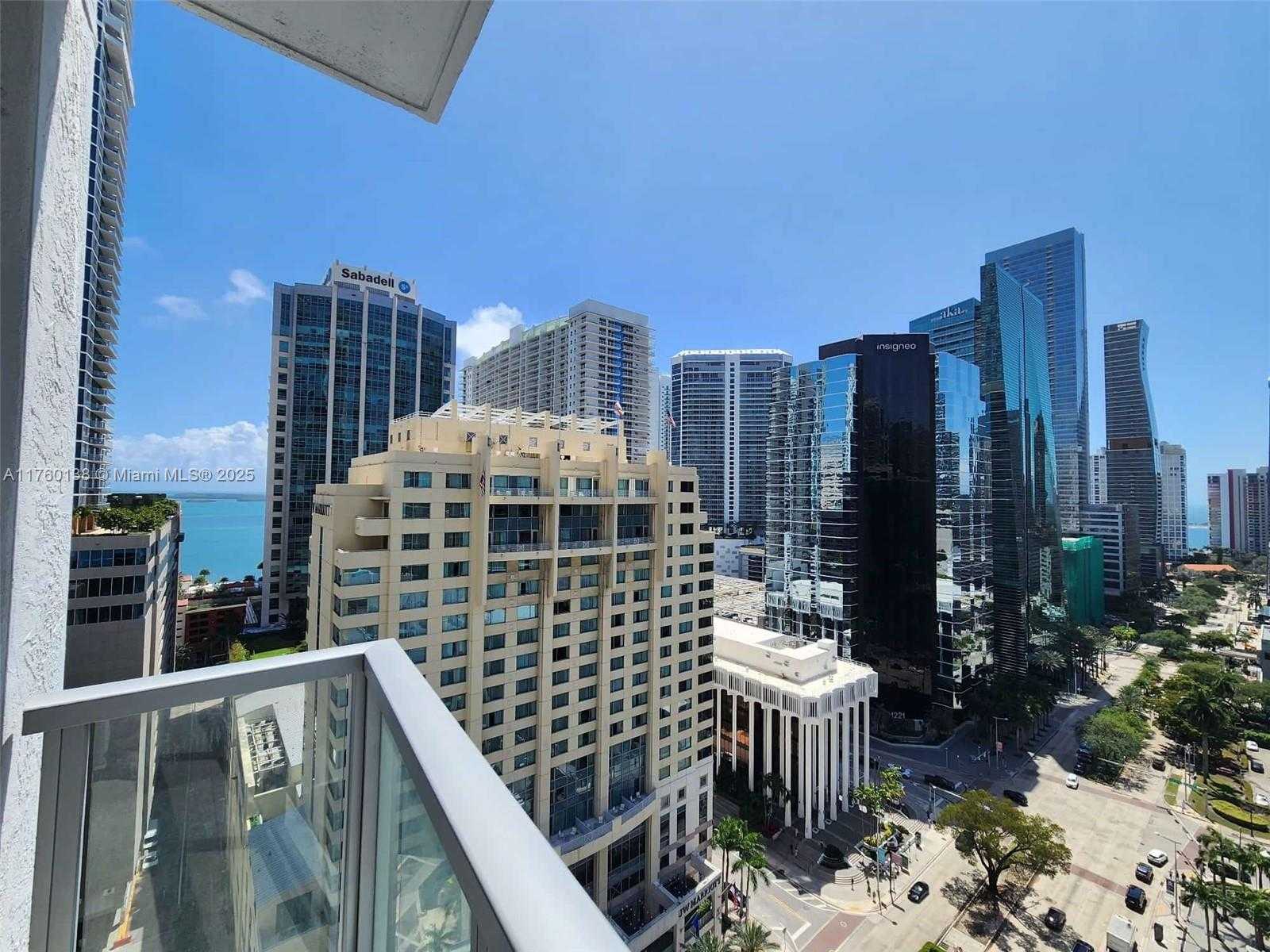 Small Image of 1060 BRICKELL AVE #2007, Miami Number 18