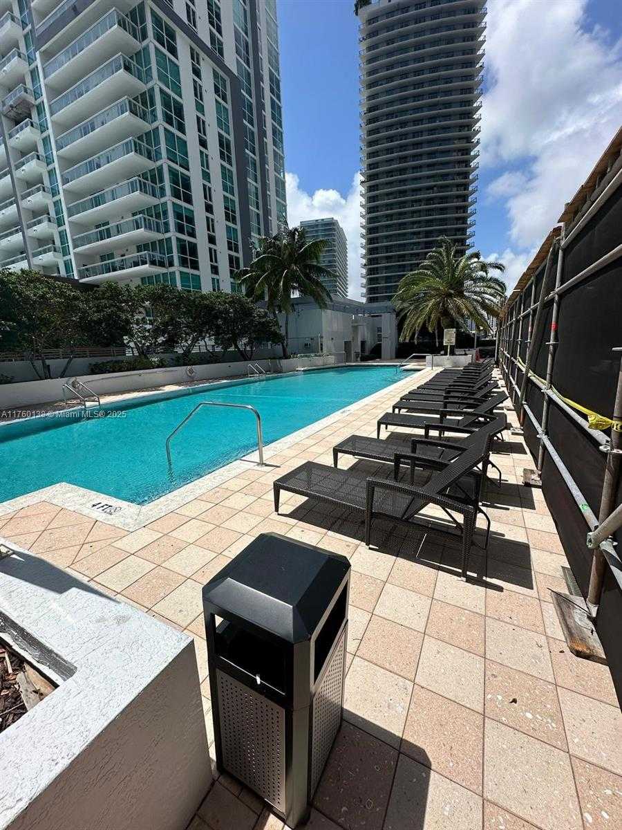 Small Image of 1060 BRICKELL AVE #2007, Miami Number 24