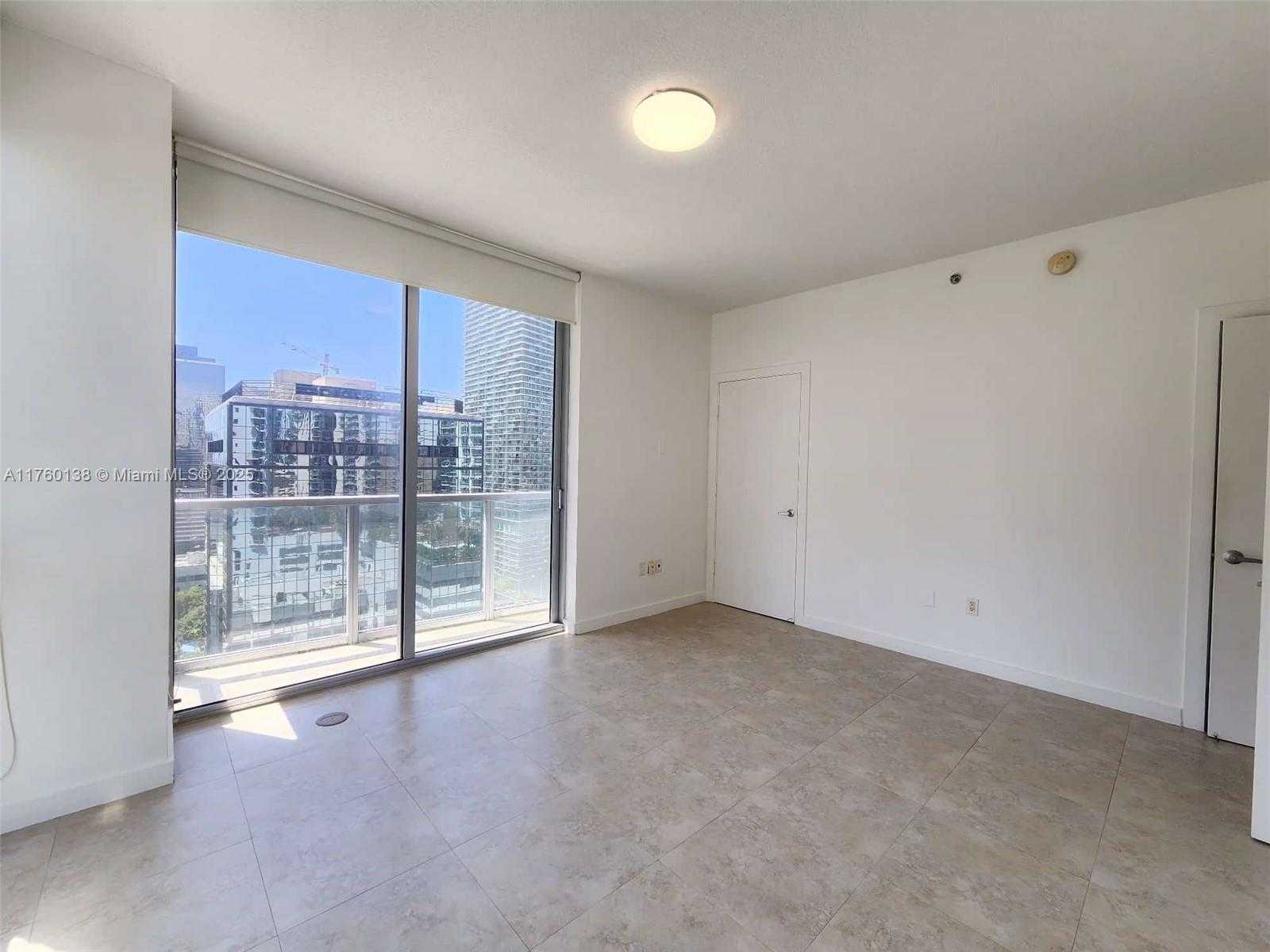 Small Image of 1060 BRICKELL AVE #2007, Miami Number 5