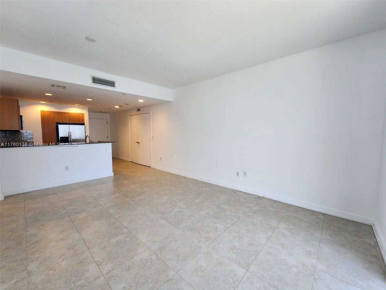 Small Image of 1060 BRICKELL AVE #2007, Miami Number 8
