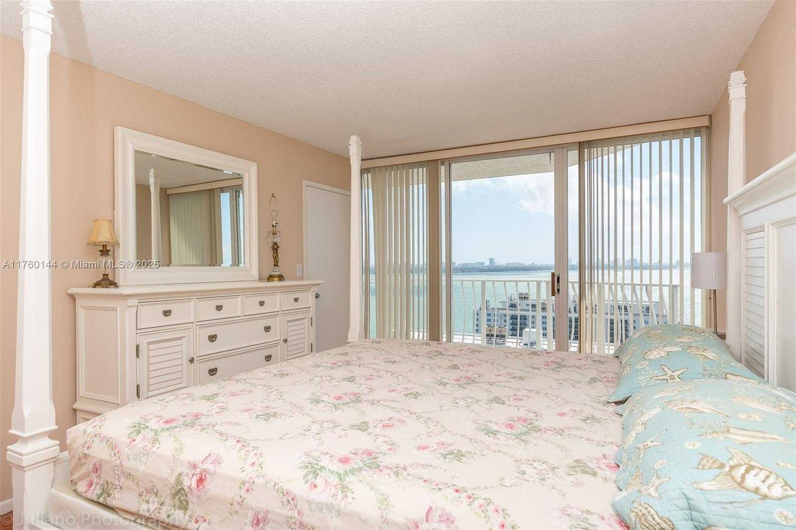 Small Image of 7601 EAST TREASURE DR #2206, North Bay Village Number 24