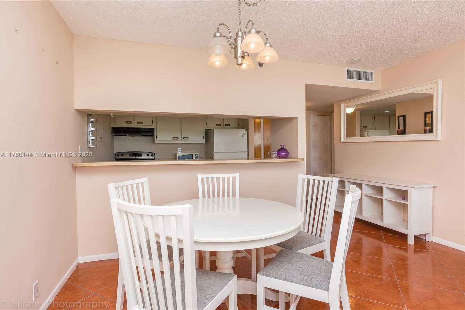 Small Image of 7601 EAST TREASURE DR #2206, North Bay Village Number 5