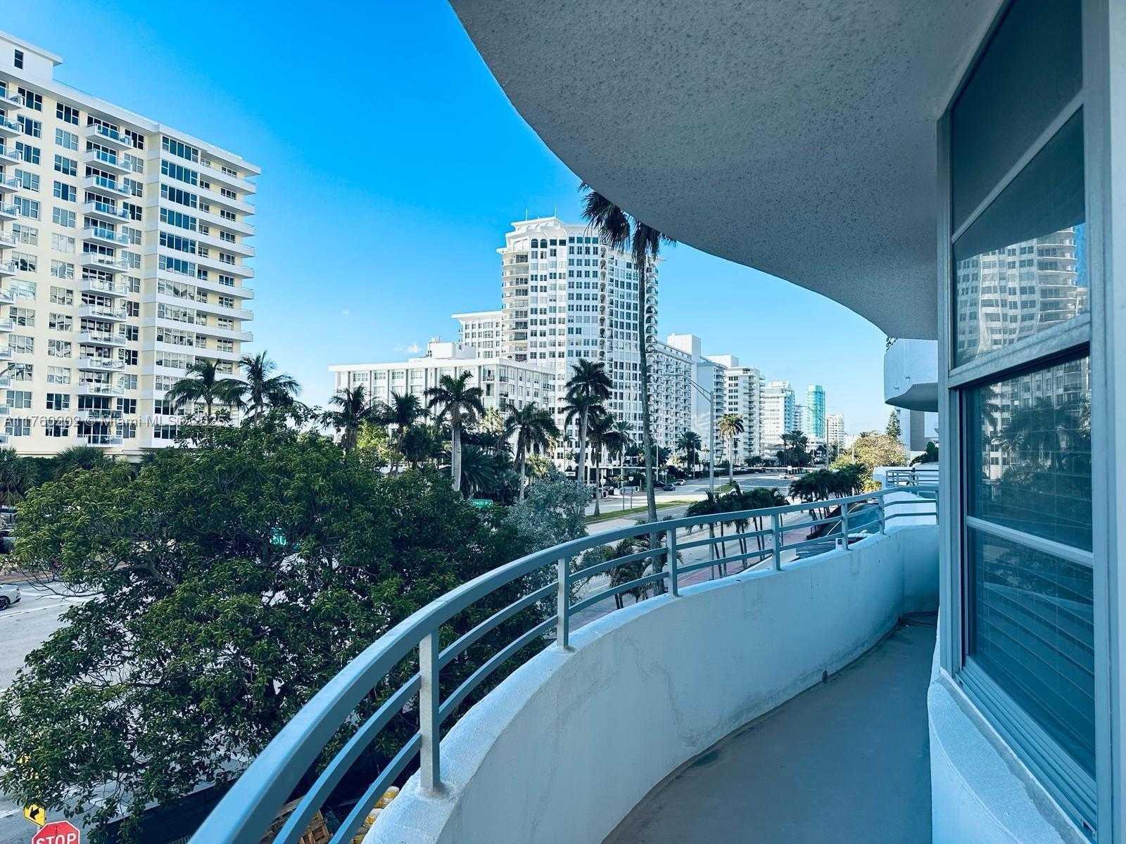 Small Image of 5555 COLLINS AVE #3A, Miami Beach Number 2