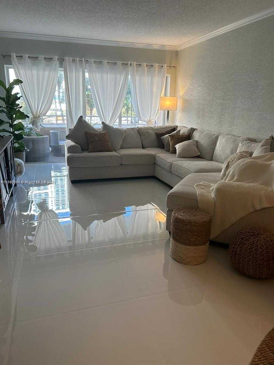 Small Image of 1985 SOUTH OCEAN DR #2B, Hallandale Beach Number 2