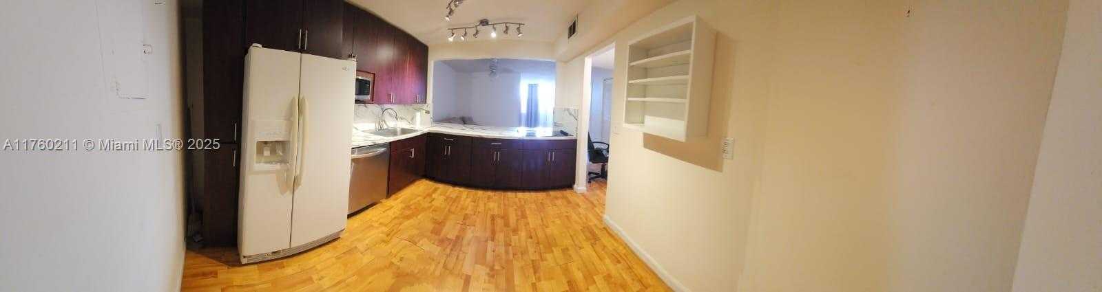 Small Image of 1351 NORTH EAST MIAMI GARDENS DR #501E, Miami Number 3