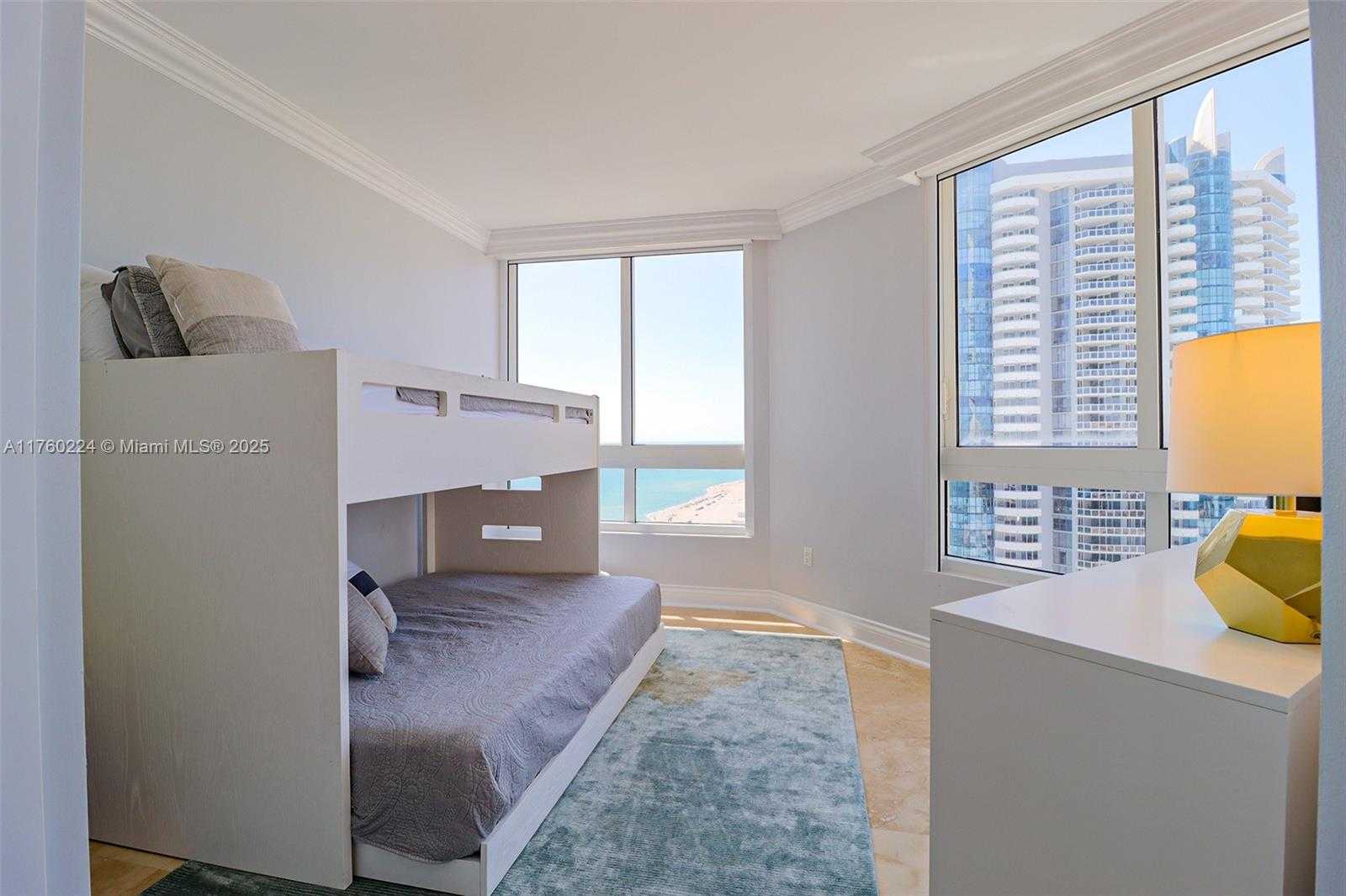 Small Image of 6365 COLLINS AVE #1903, Miami Beach Number 13