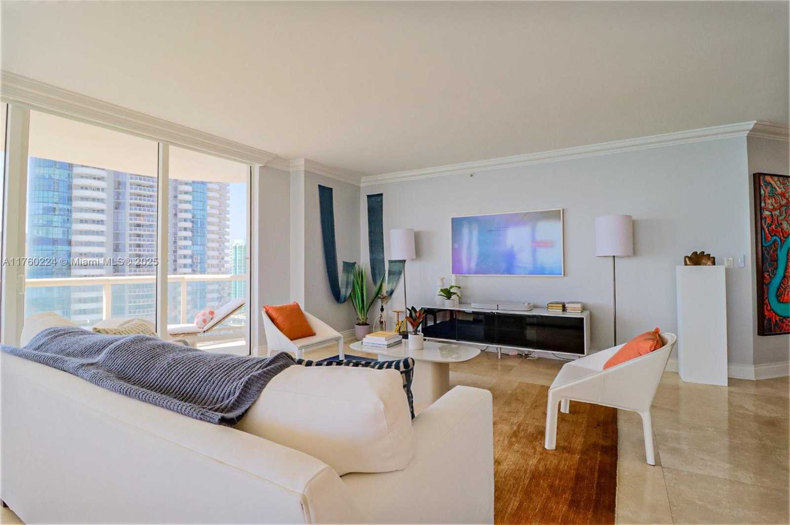 Small Image of 6365 COLLINS AVE #1903, Miami Beach Number 22