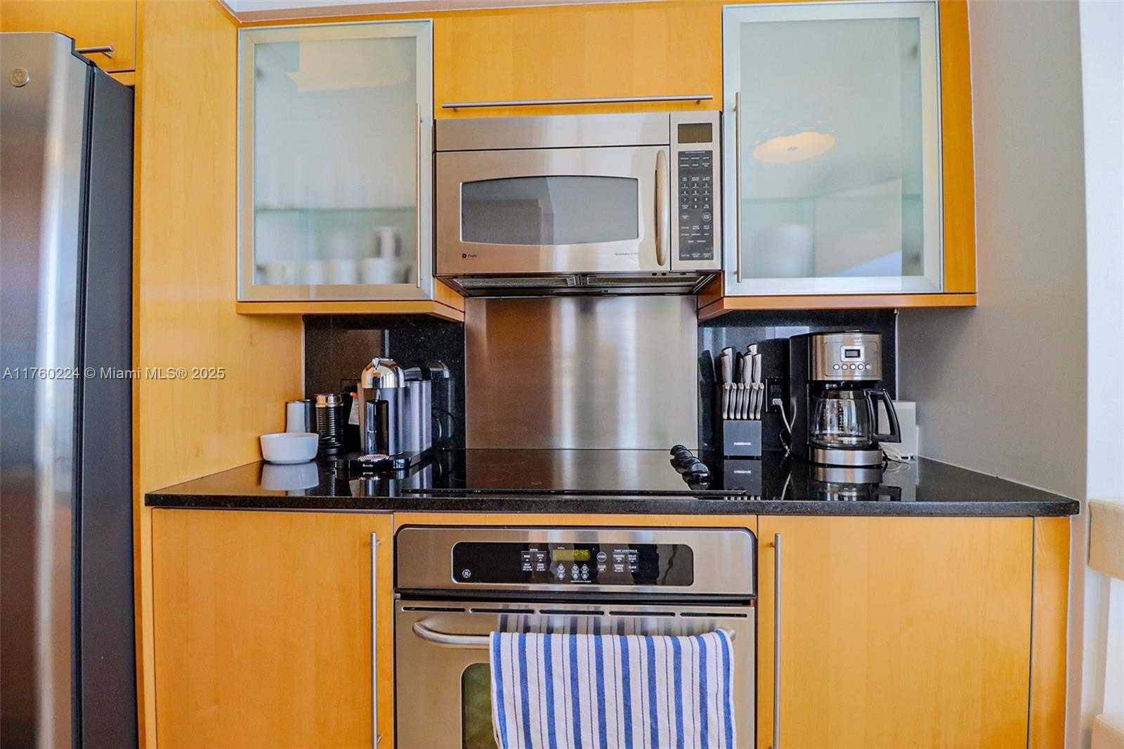 Small Image of 6365 COLLINS AVE #1903, Miami Beach Number 38