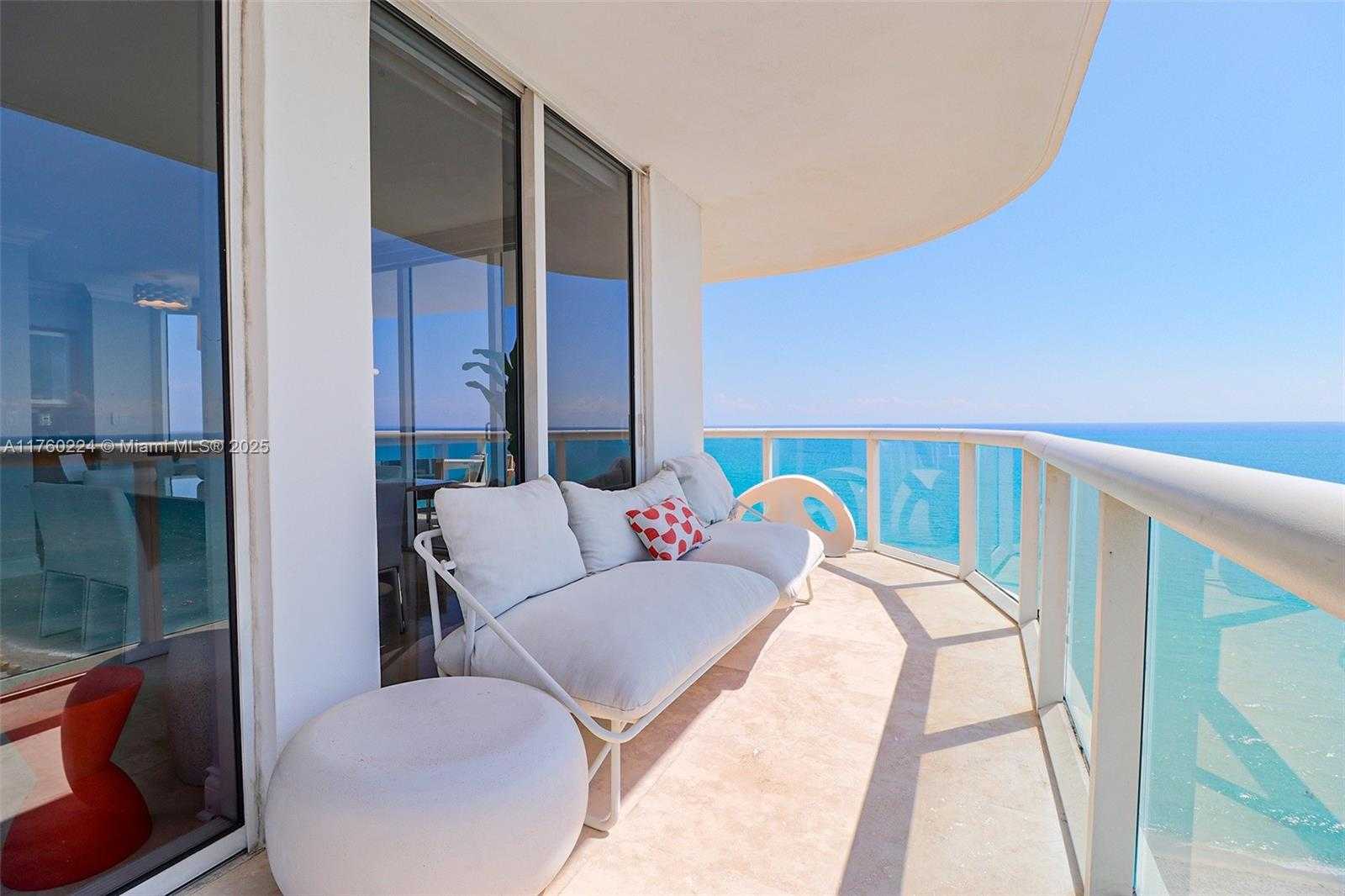 Small Image of 6365 COLLINS AVE #1903, Miami Beach Number 45
