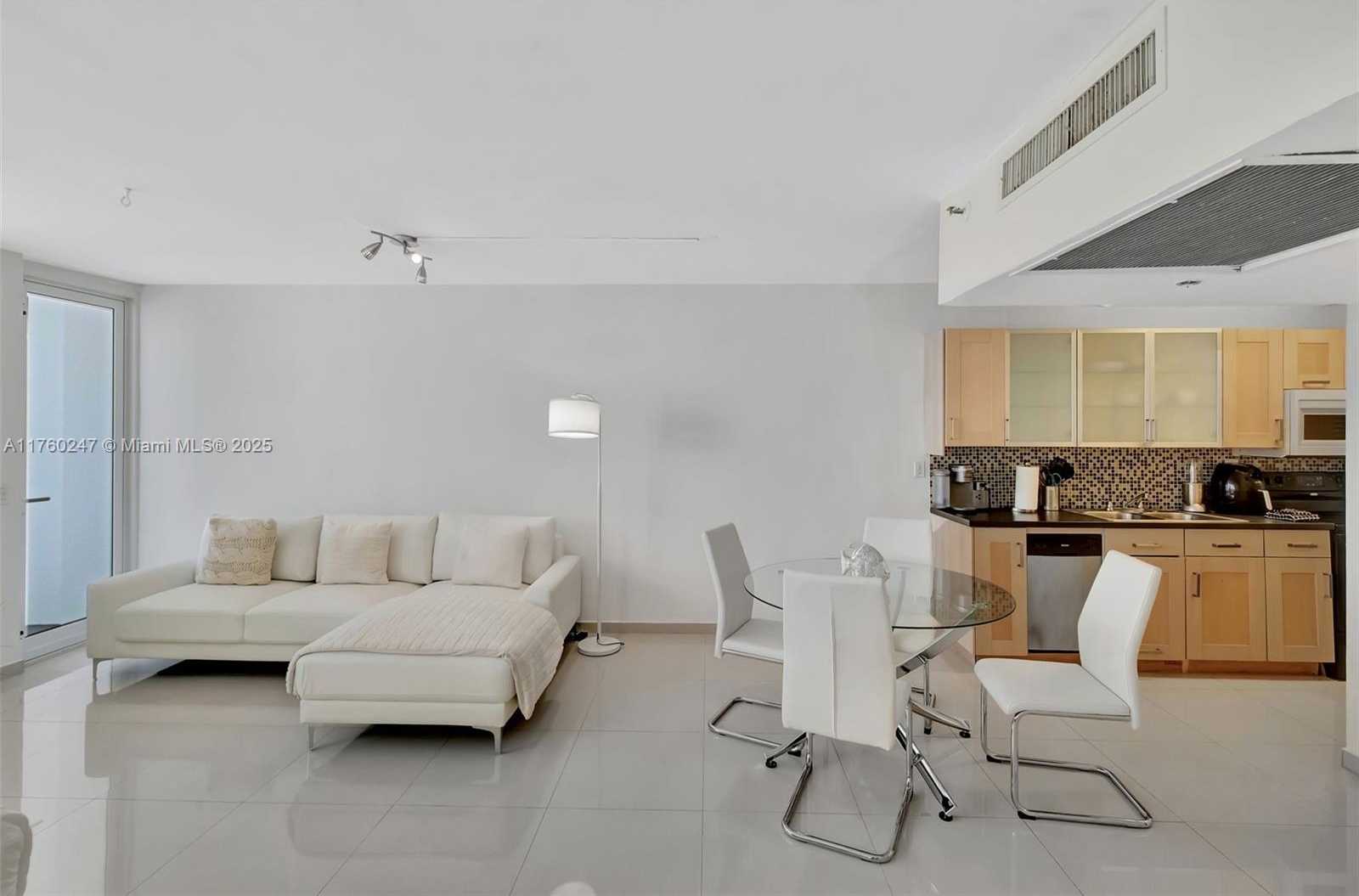 Small Image of 100 LINCOLN RD #417, Miami Beach Number 11