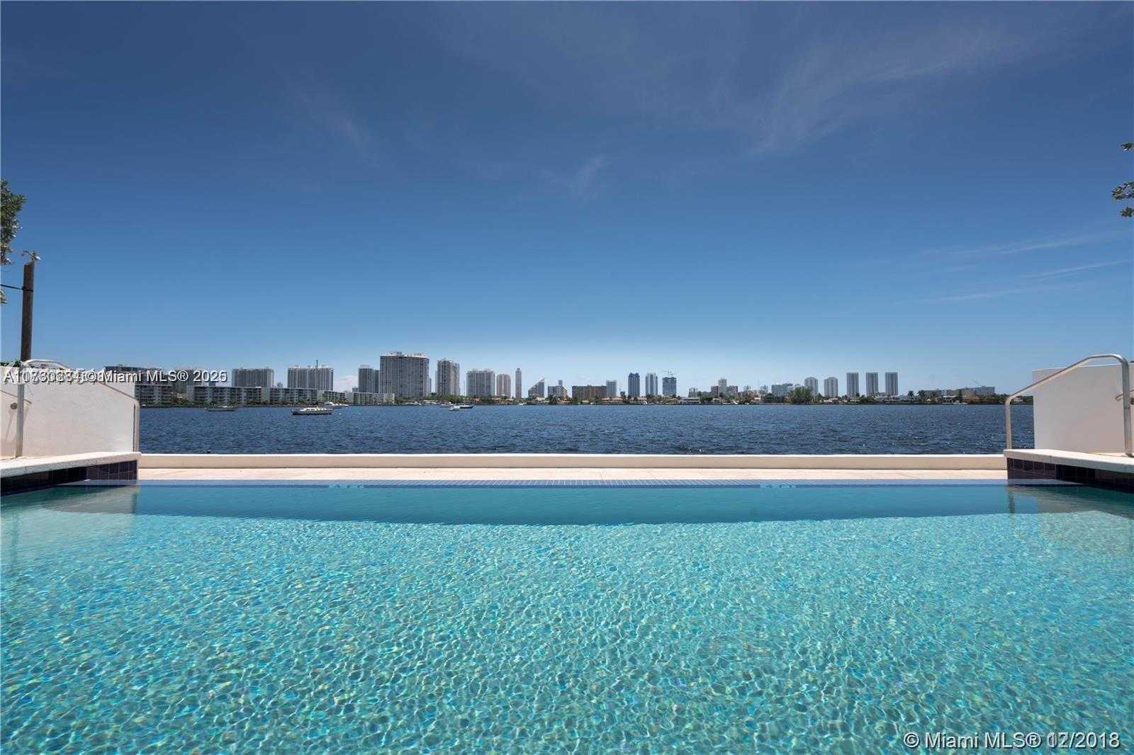 Small Image of 17301 BISCAYNE BLVD #607, North Miami Beach Number 28