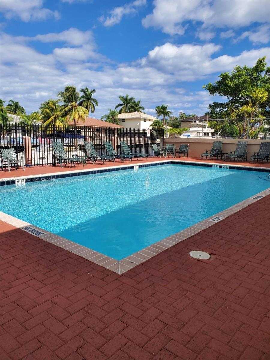 Small Image of 2903 NORTH MIAMI BEACH BLVD #1001, North Miami Beach Number 10