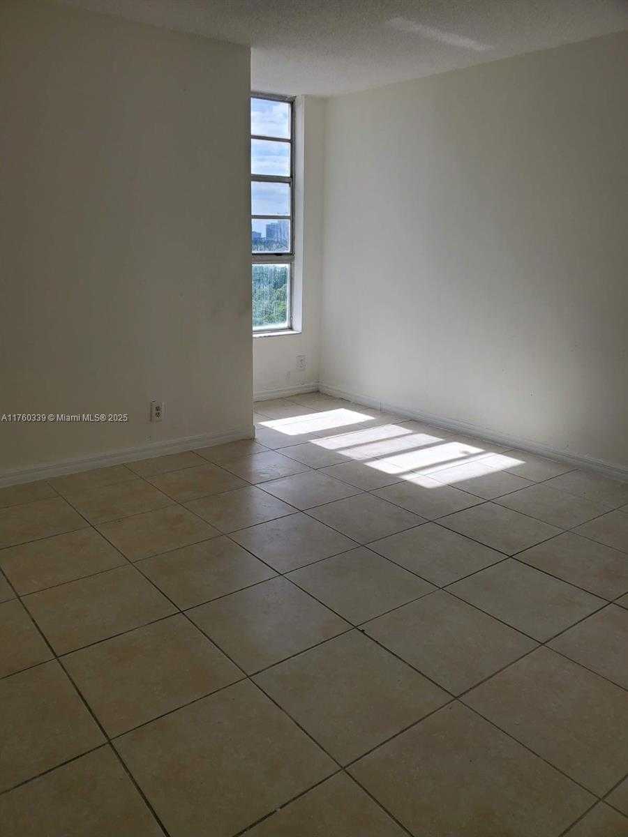 Small Image of 2903 NORTH MIAMI BEACH BLVD #1001, North Miami Beach Number 6