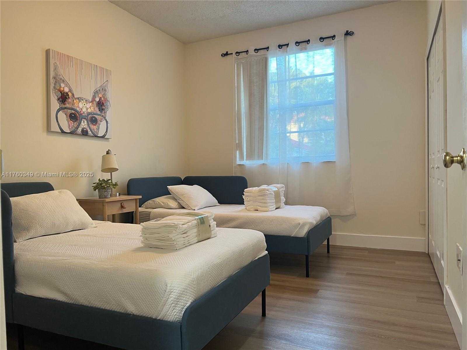 Small Image of 3155 NORTH EAST 184TH ST #8106, Aventura Number 14