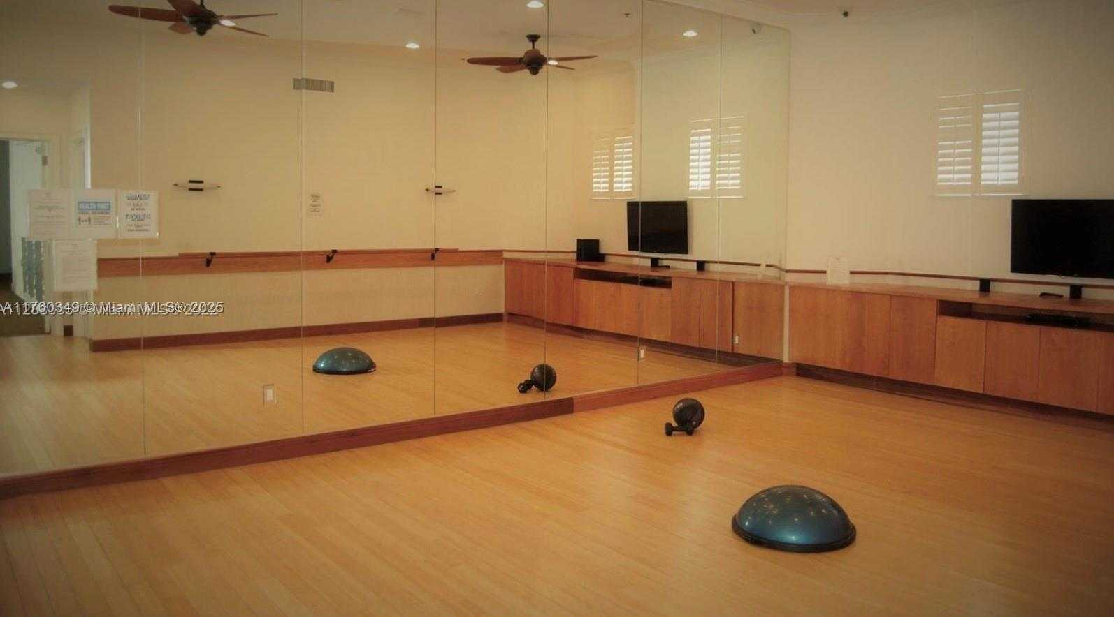 Small Image of 3155 NORTH EAST 184TH ST #8106, Aventura Number 3