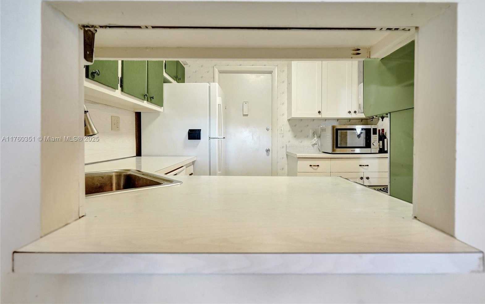 Small Image of 1400 SOUTH OCEAN DR #303, Hollywood Number 25