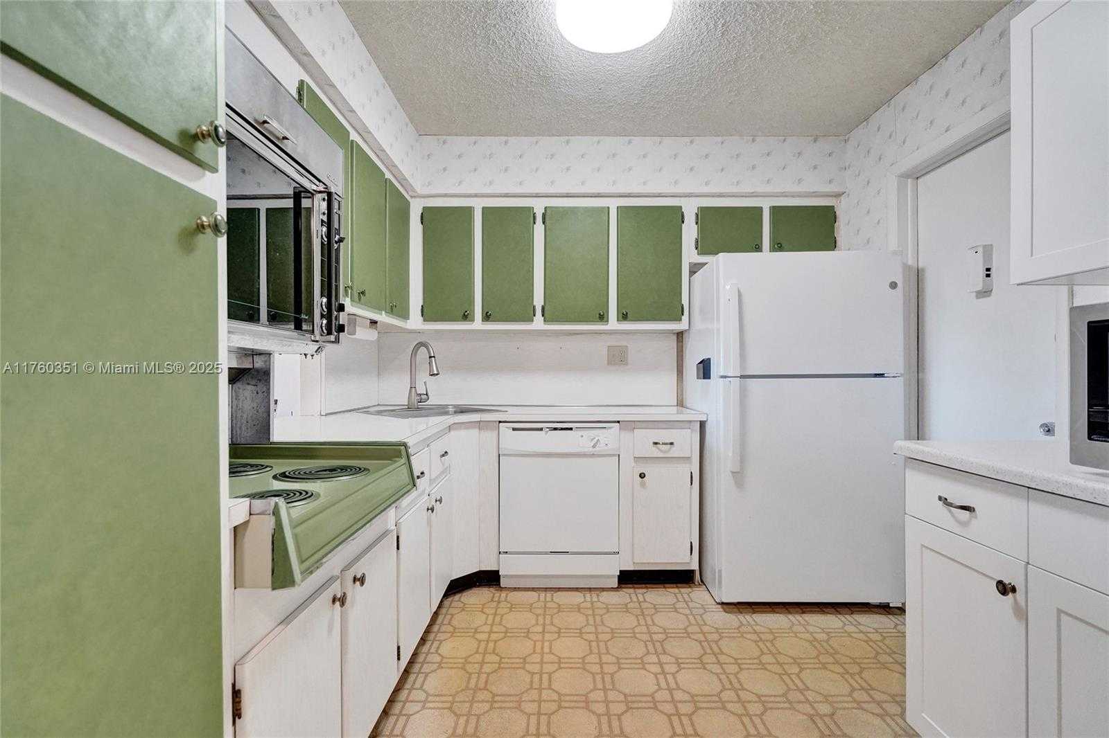 Small Image of 1400 SOUTH OCEAN DR #303, Hollywood Number 26
