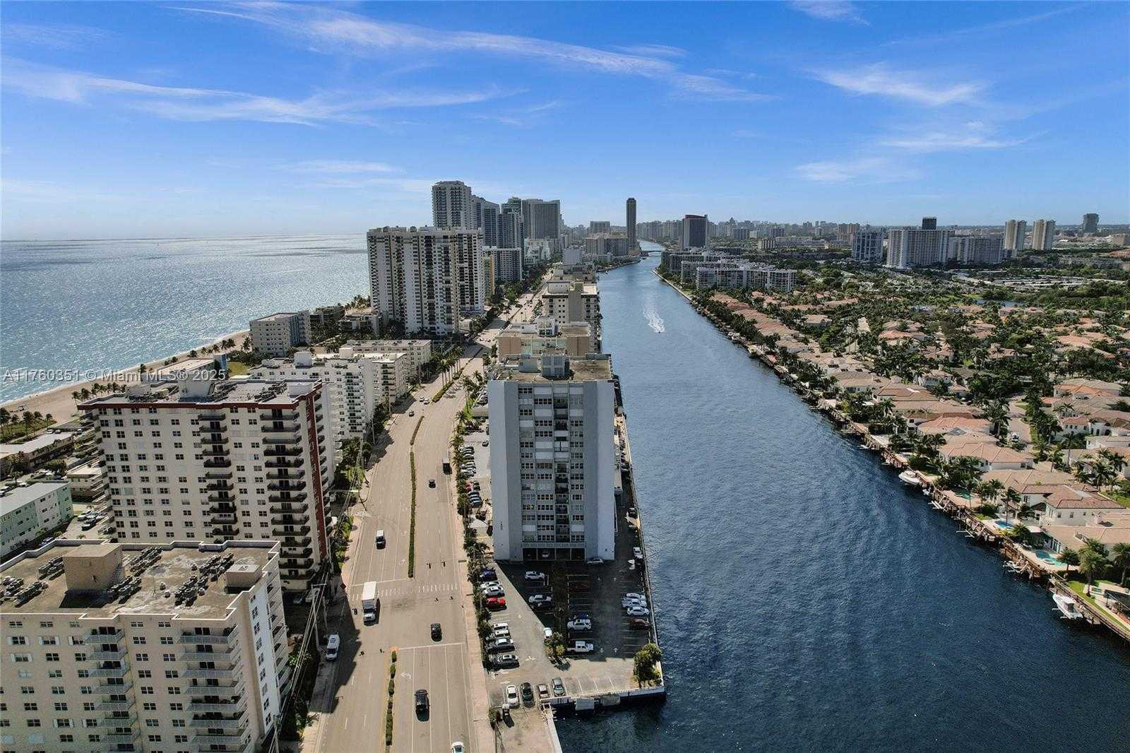 Small Image of 1400 SOUTH OCEAN DR #303, Hollywood Number 7