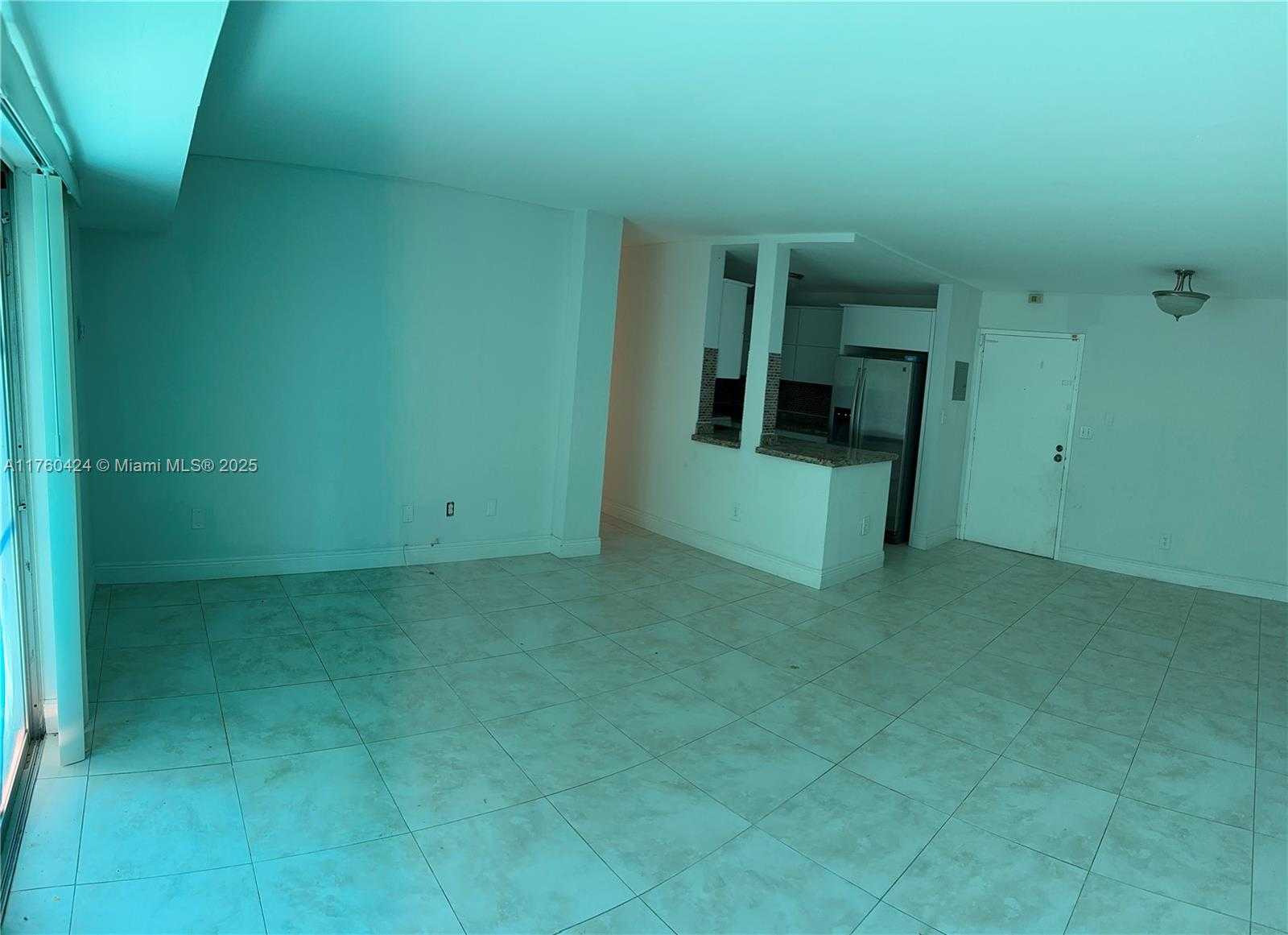 Small Image of 2201 BRICKELL AVE #46, Miami Number 5
