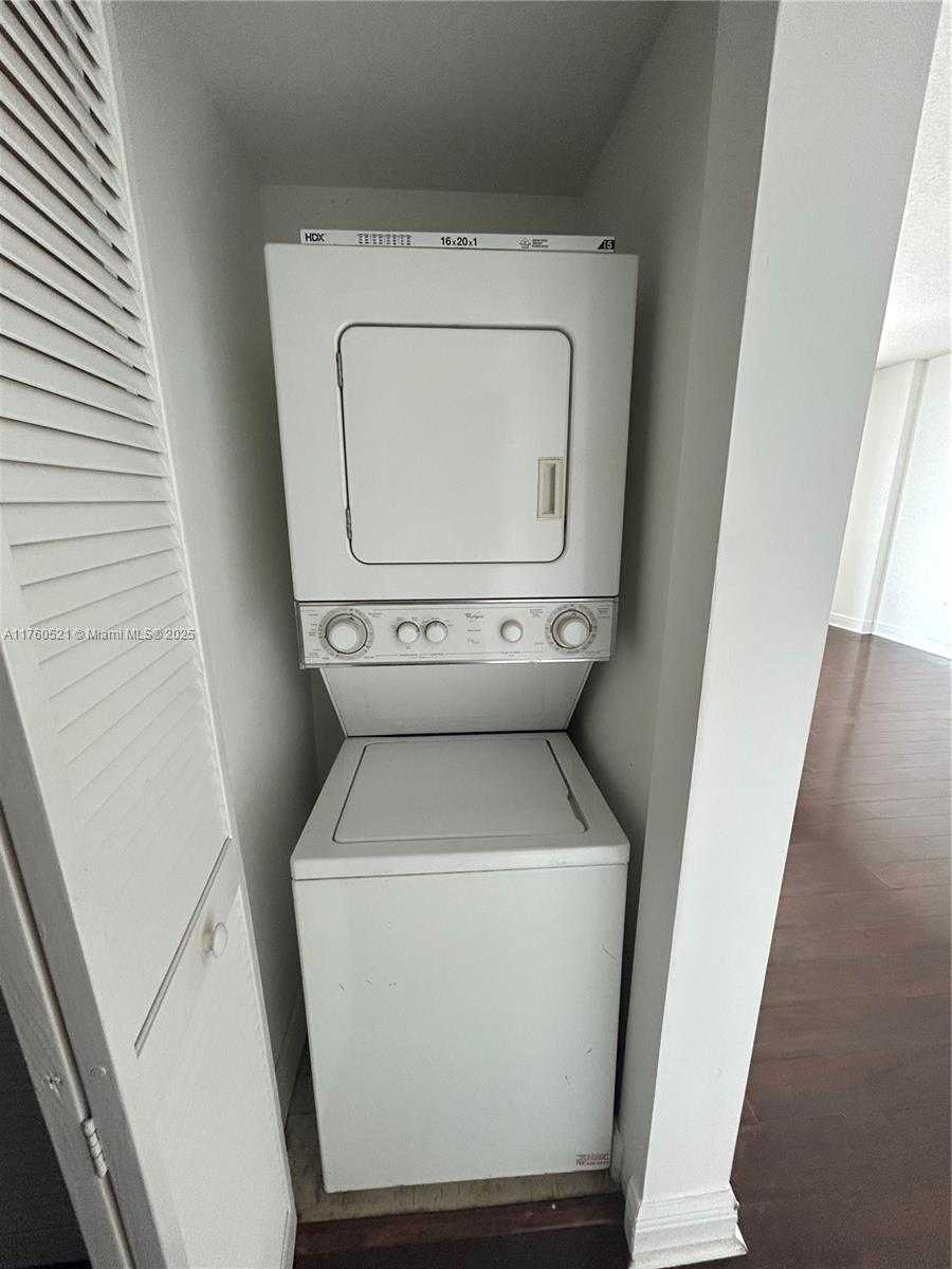 Small Image of 60 NORTH WEST 37TH AVE #1008, Miami Number 20