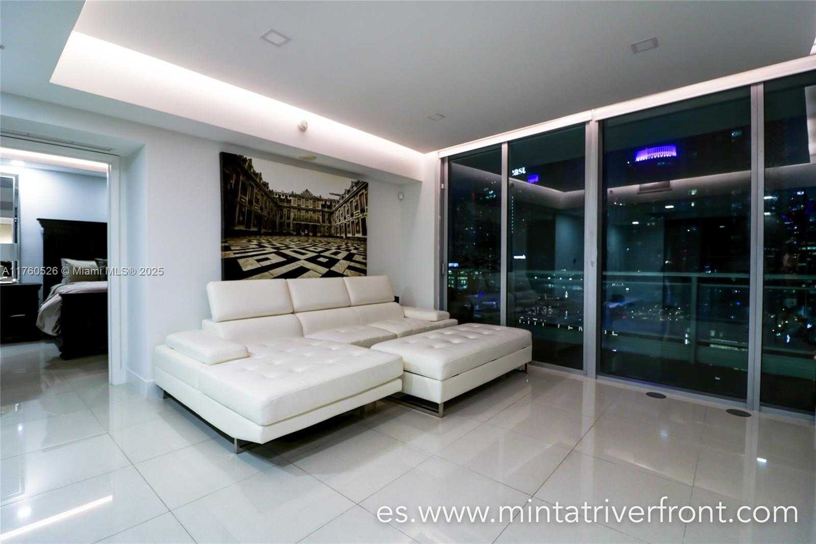 Small Image of 92 SOUTH WEST 3RD ST #2304, Miami Number 3