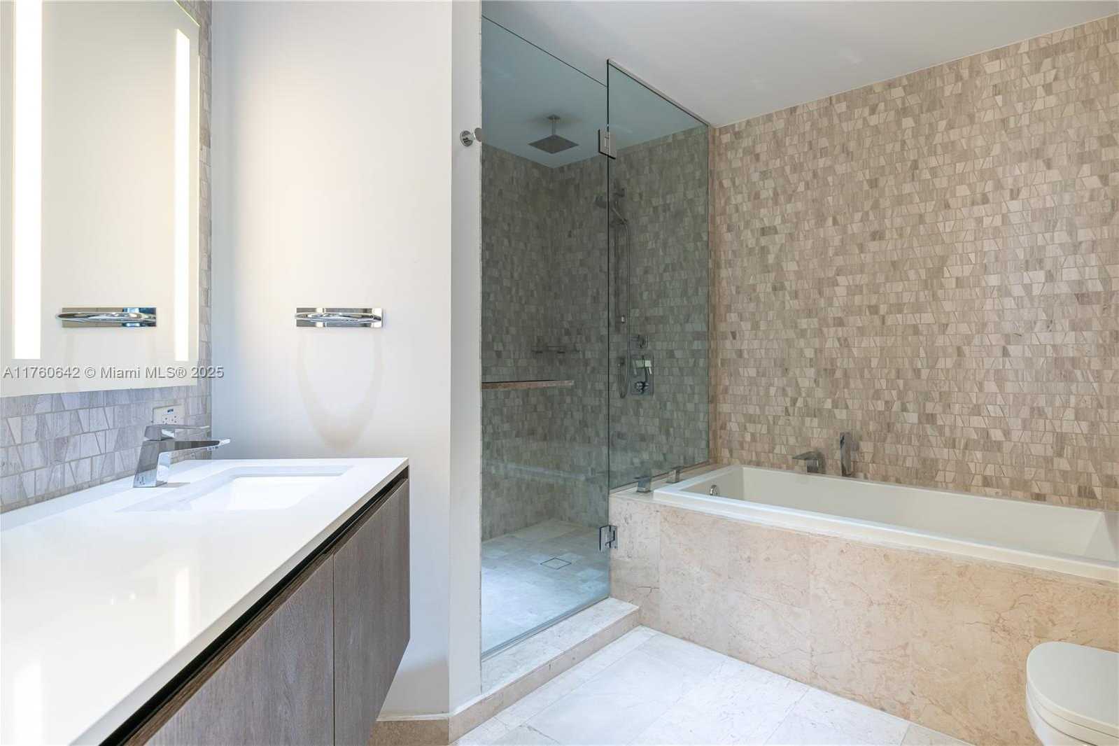 Small Image of 88 SOUTH WEST 7TH ST #2401, Miami Number 10