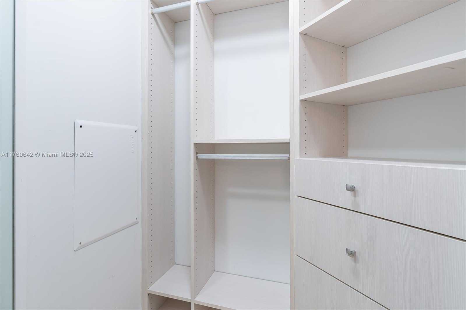 Small Image of 88 SOUTH WEST 7TH ST #2401, Miami Number 19