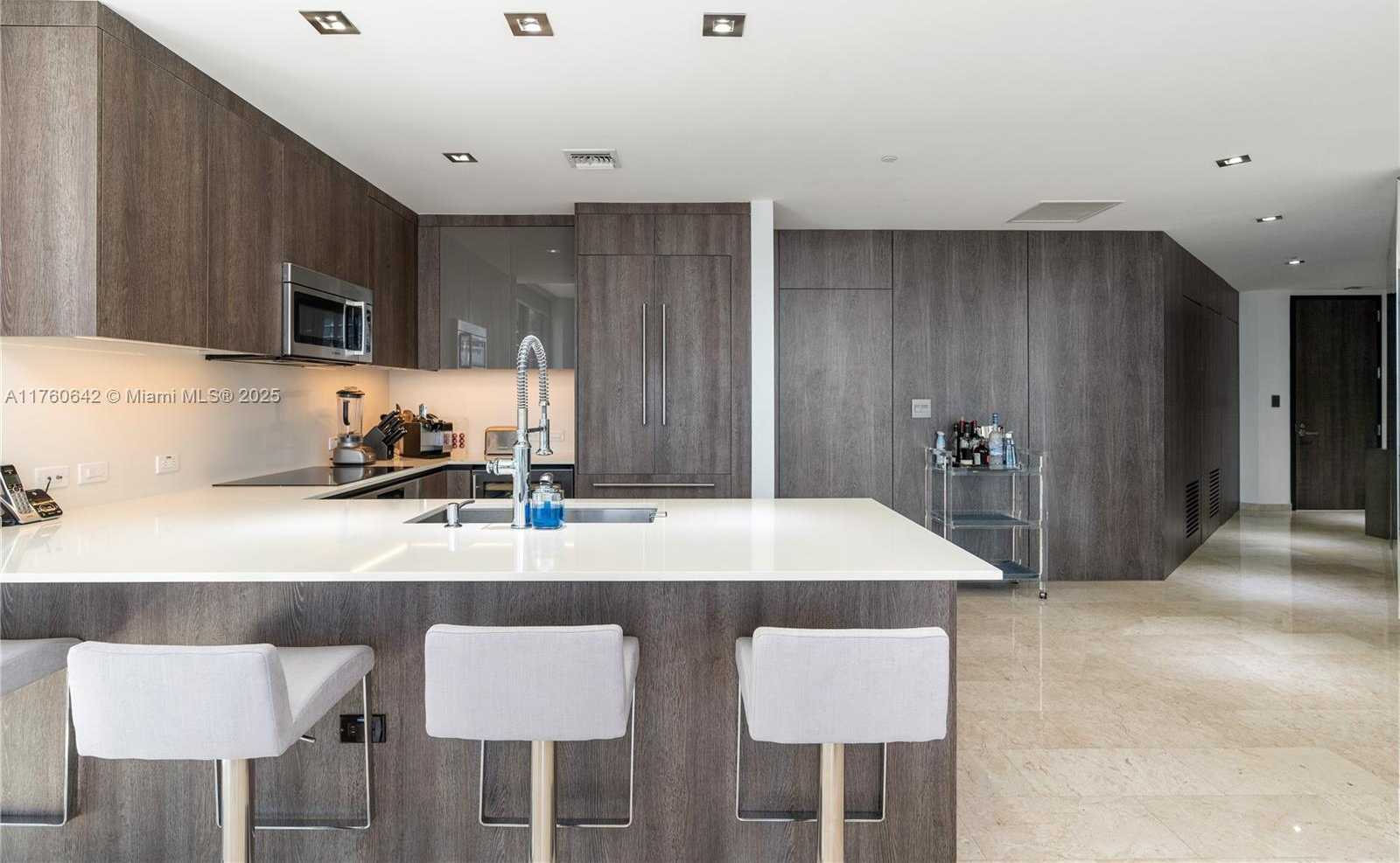 Small Image of 88 SOUTH WEST 7TH ST #2401, Miami Number 29
