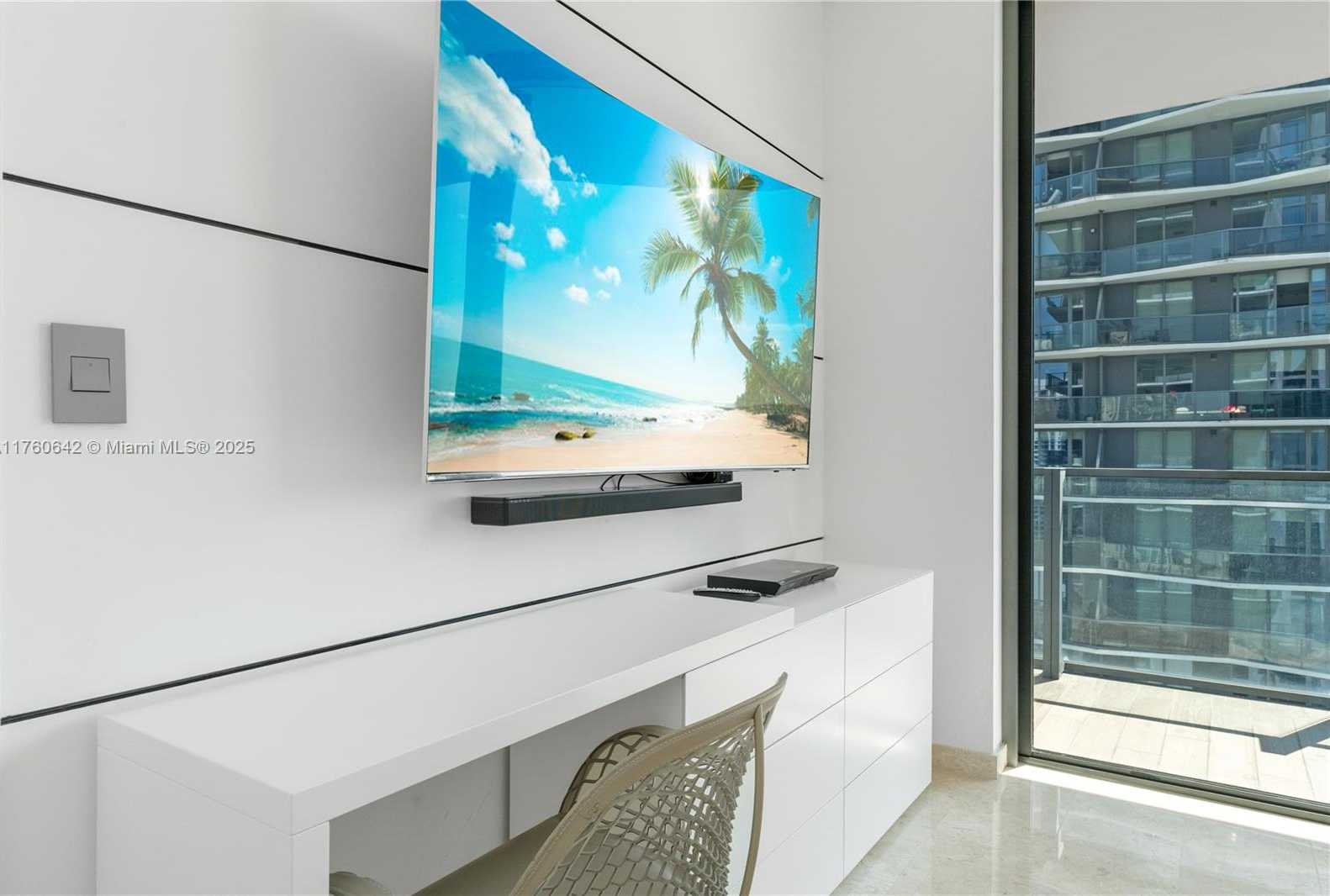 Small Image of 88 SOUTH WEST 7TH ST #2401, Miami Number 35