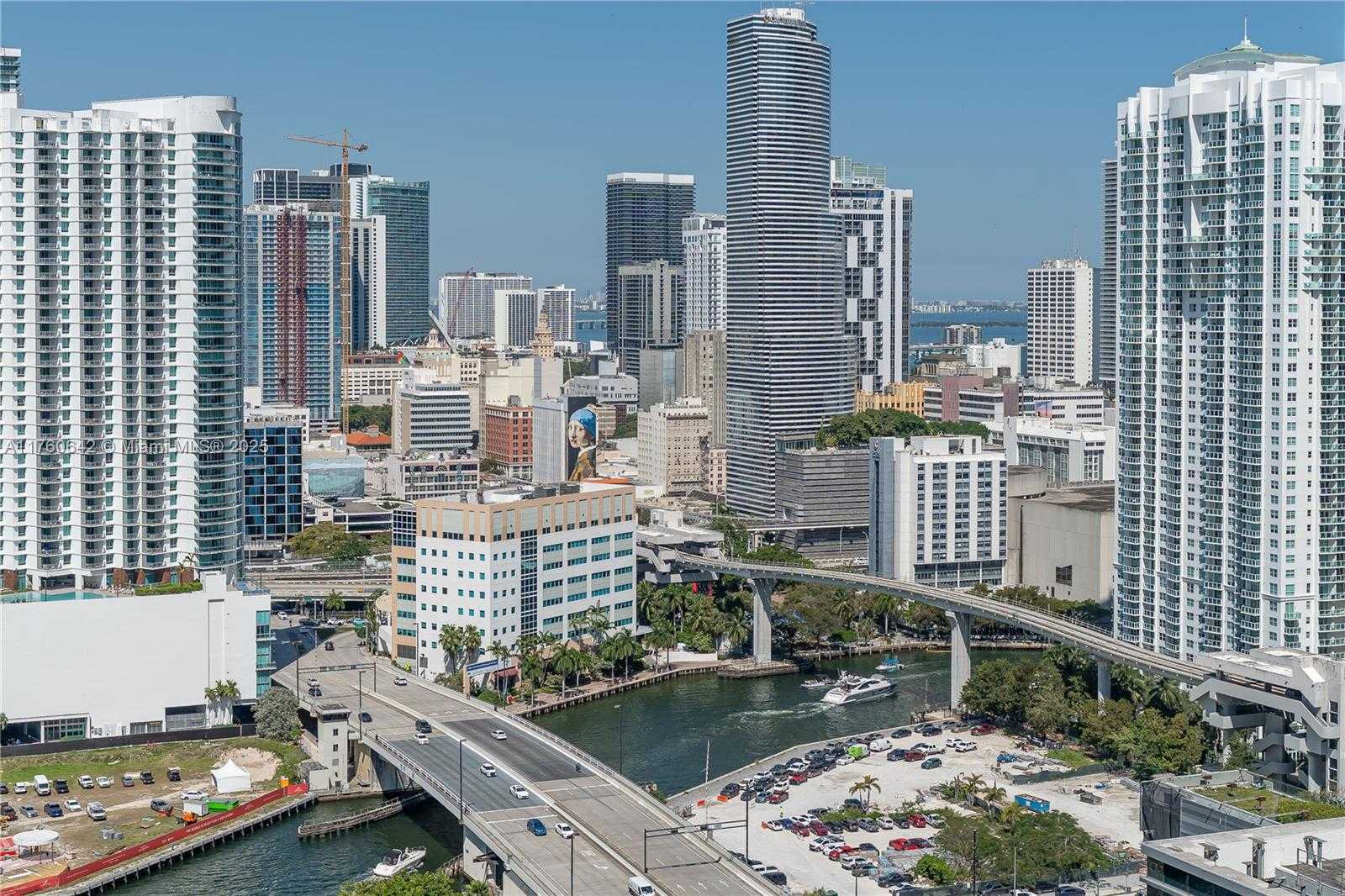 Small Image of 88 SOUTH WEST 7TH ST #2401, Miami Number 45
