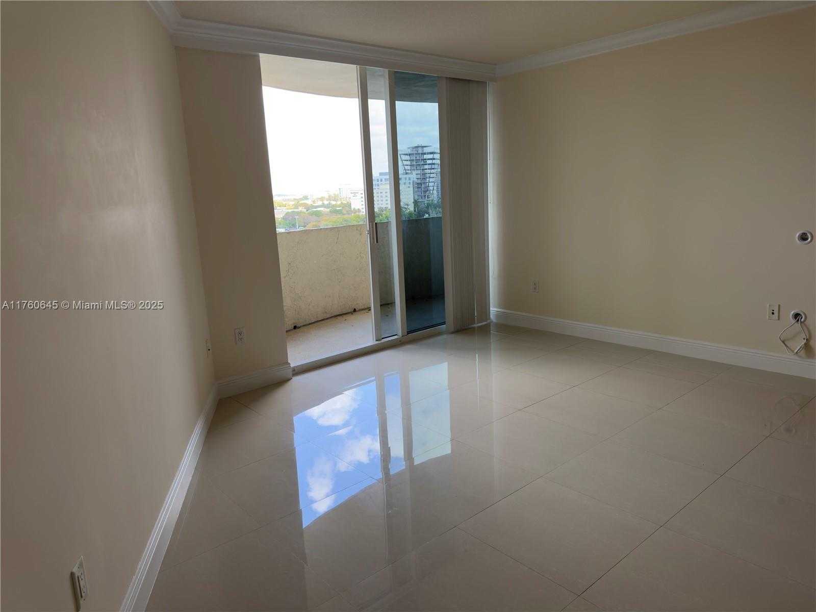 Small Image of 19501 WEST COUNTRY CLUB DR #911, Aventura Number 10
