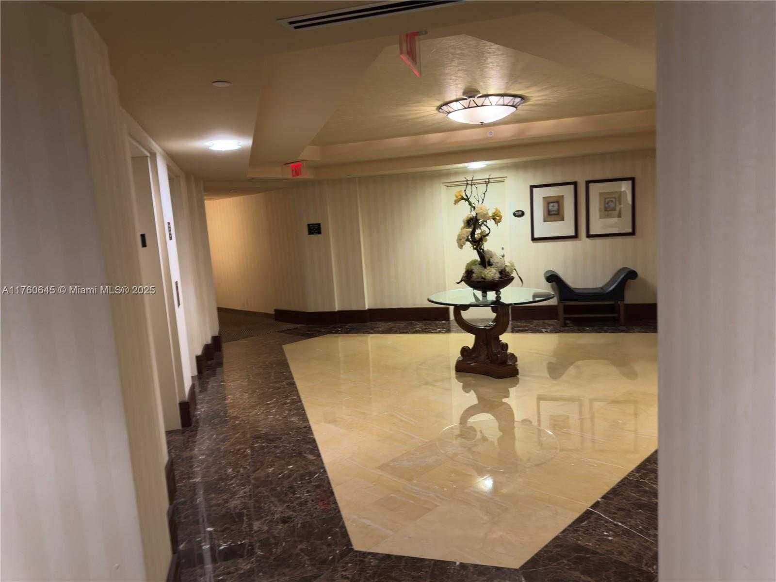 Small Image of 19501 WEST COUNTRY CLUB DR #911, Aventura Number 22