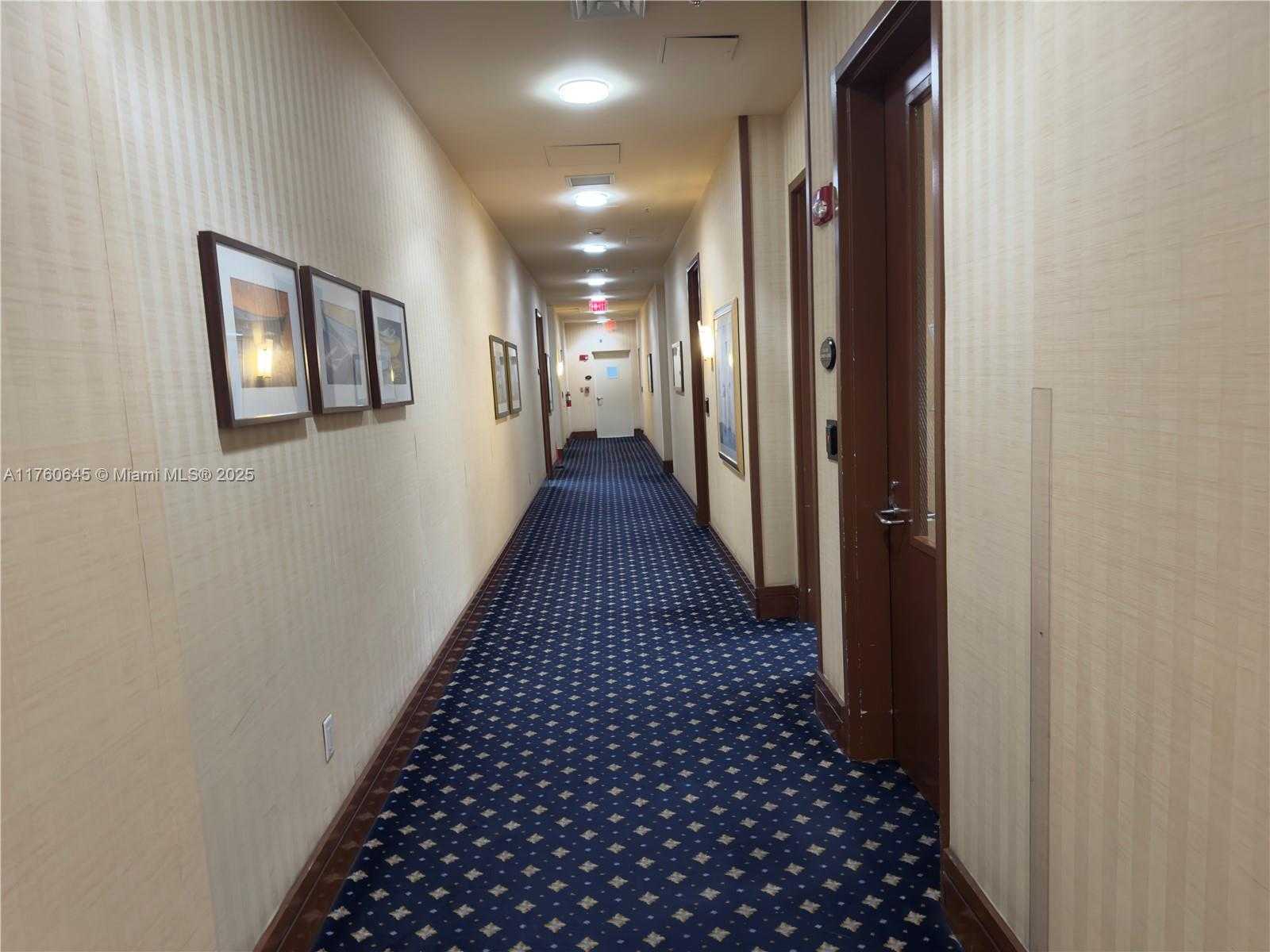 Small Image of 19501 WEST COUNTRY CLUB DR #911, Aventura Number 24