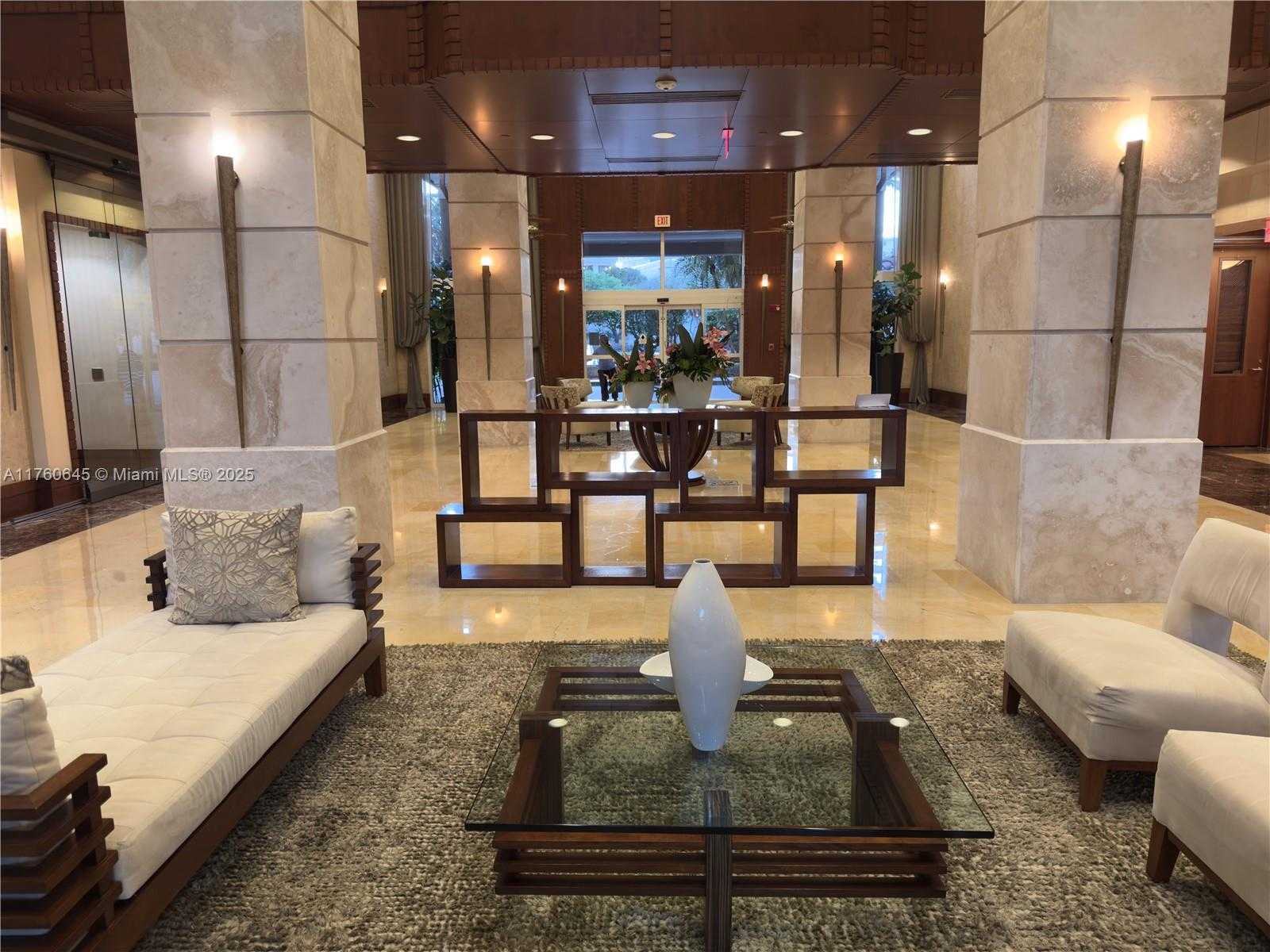 Small Image of 19501 WEST COUNTRY CLUB DR #911, Aventura Number 29