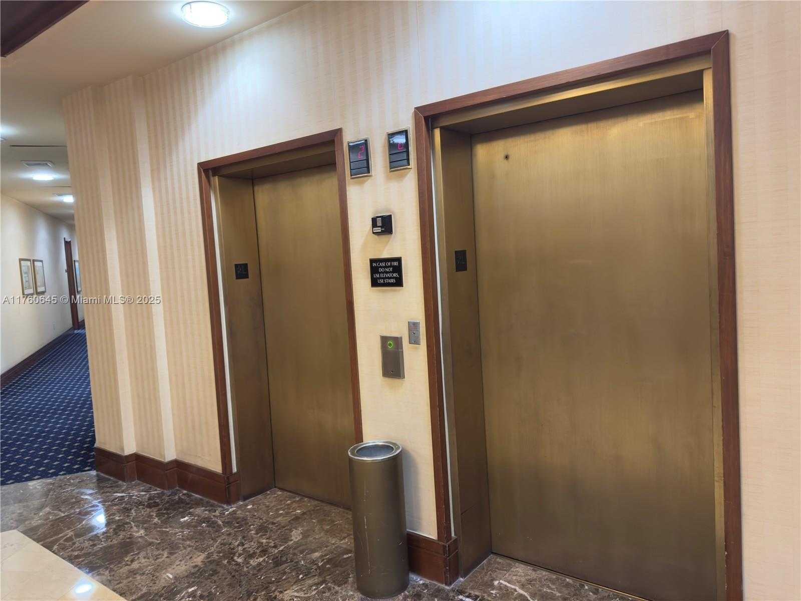 Small Image of 19501 WEST COUNTRY CLUB DR #911, Aventura Number 37