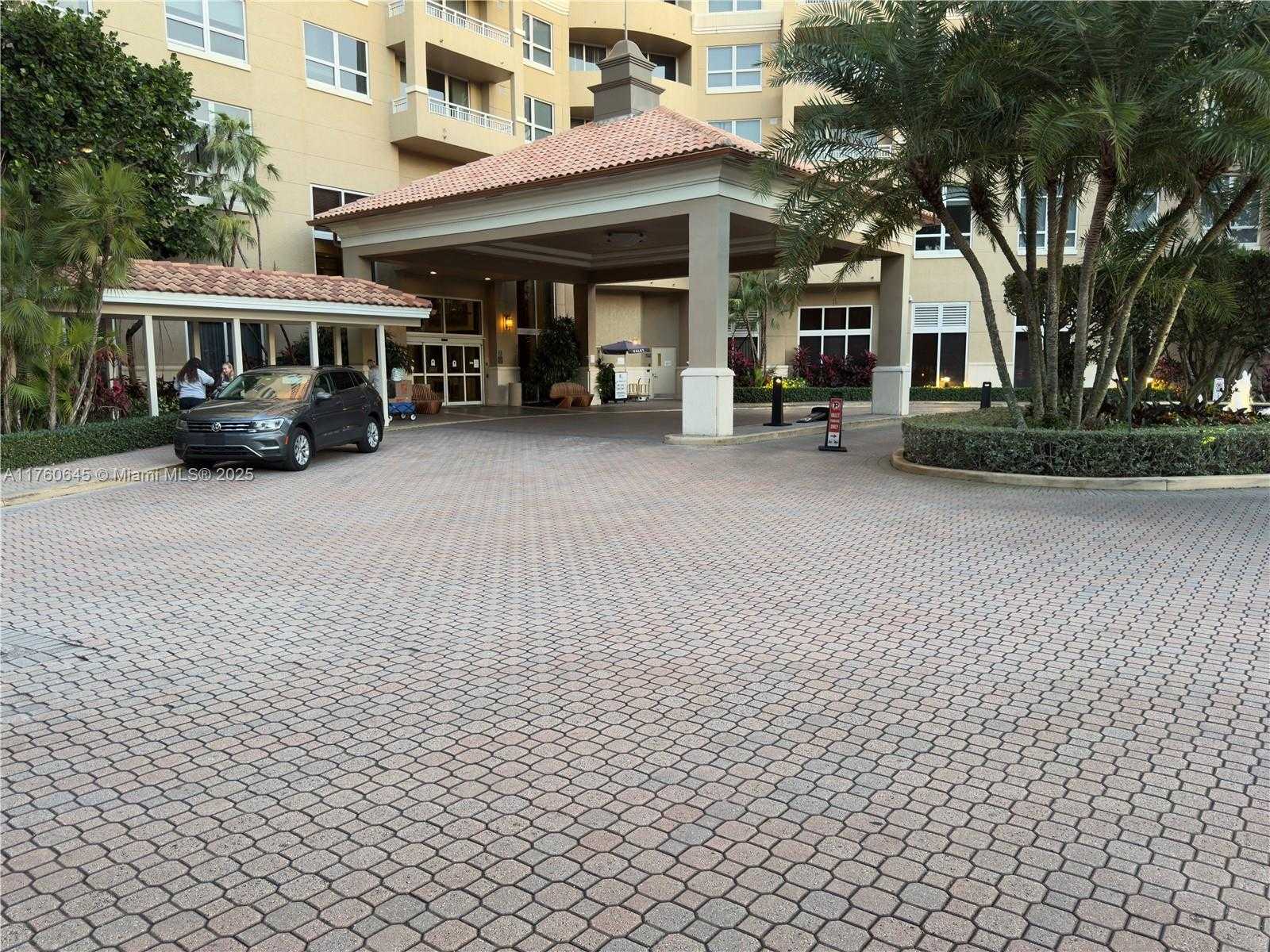 Small Image of 19501 WEST COUNTRY CLUB DR #911, Aventura Number 39