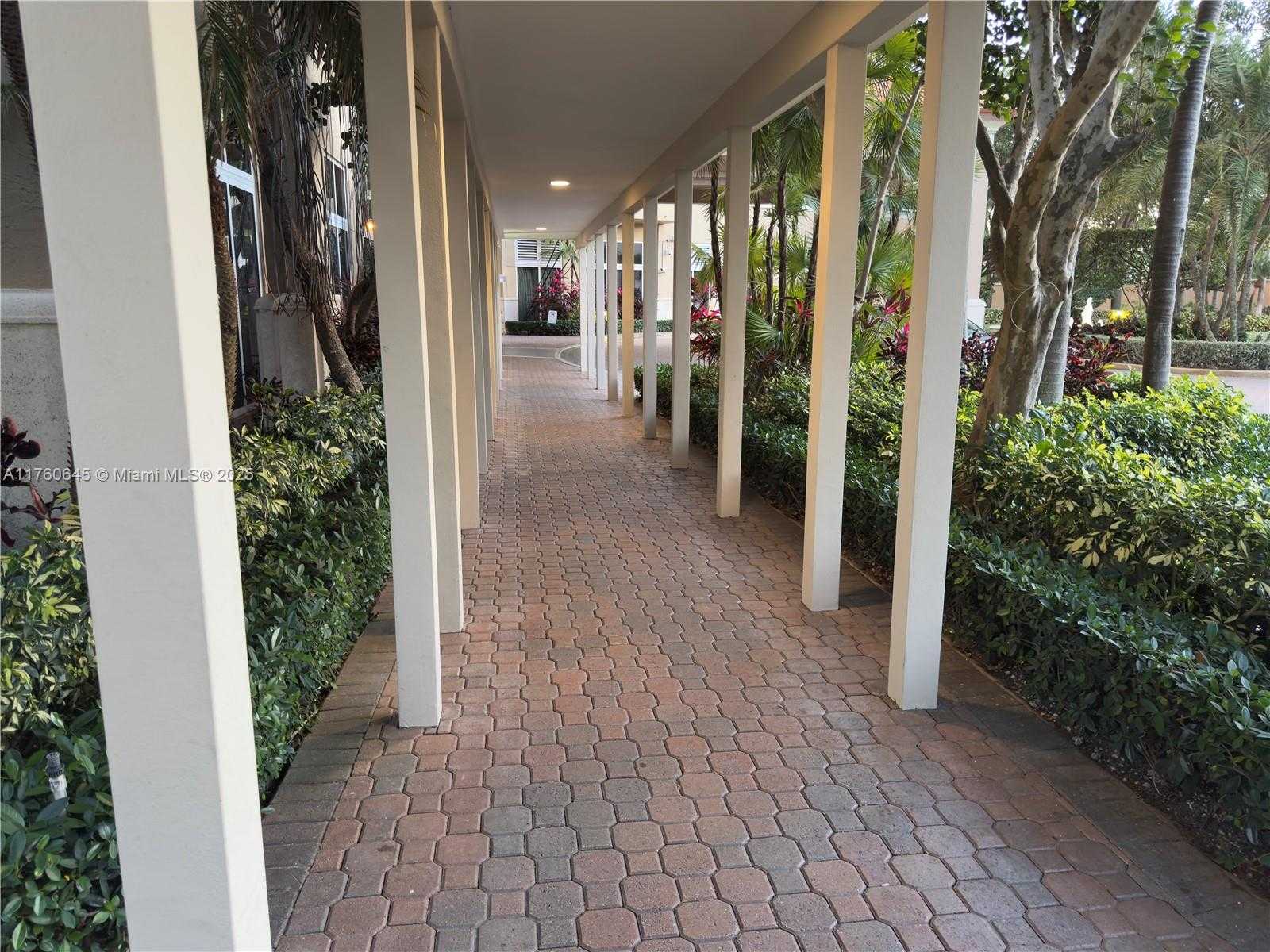 Small Image of 19501 WEST COUNTRY CLUB DR #911, Aventura Number 42