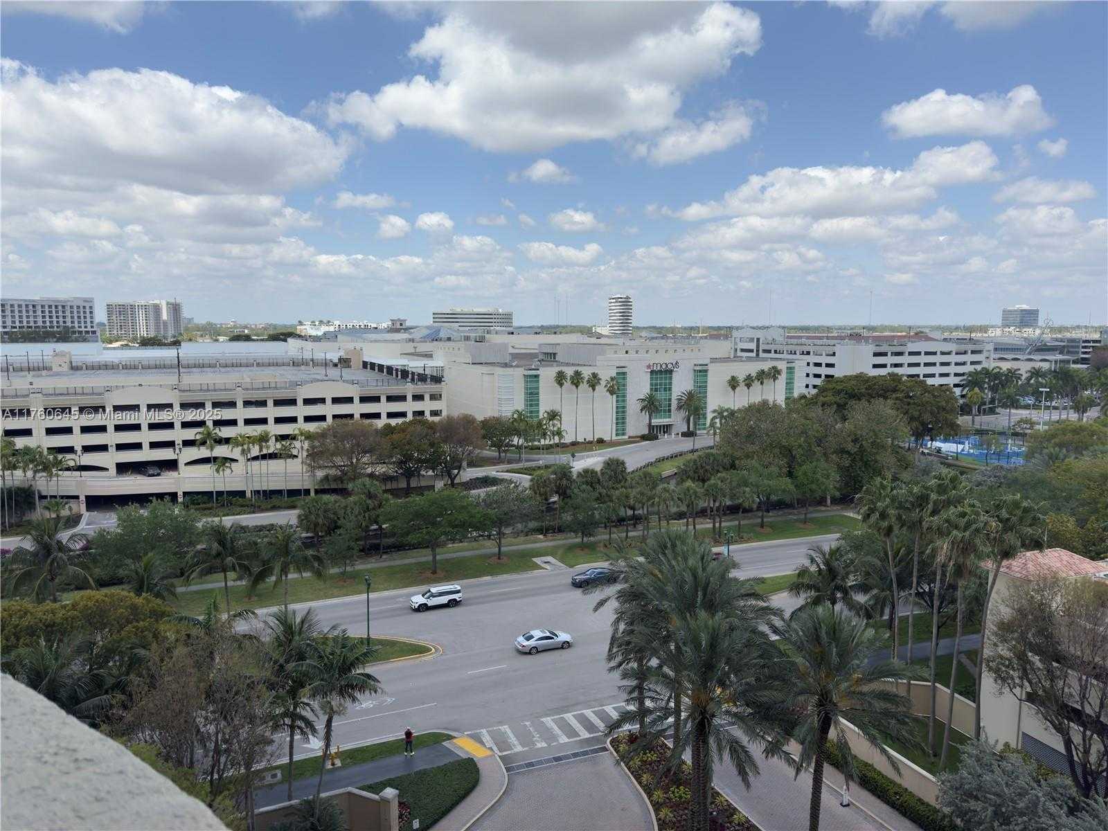 Small Image of 19501 WEST COUNTRY CLUB DR #911, Aventura Number 53