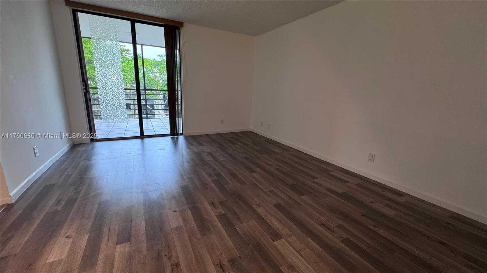 Small Image of 20401 NORTH EAST 30TH AVE #412-8, Aventura Number 26