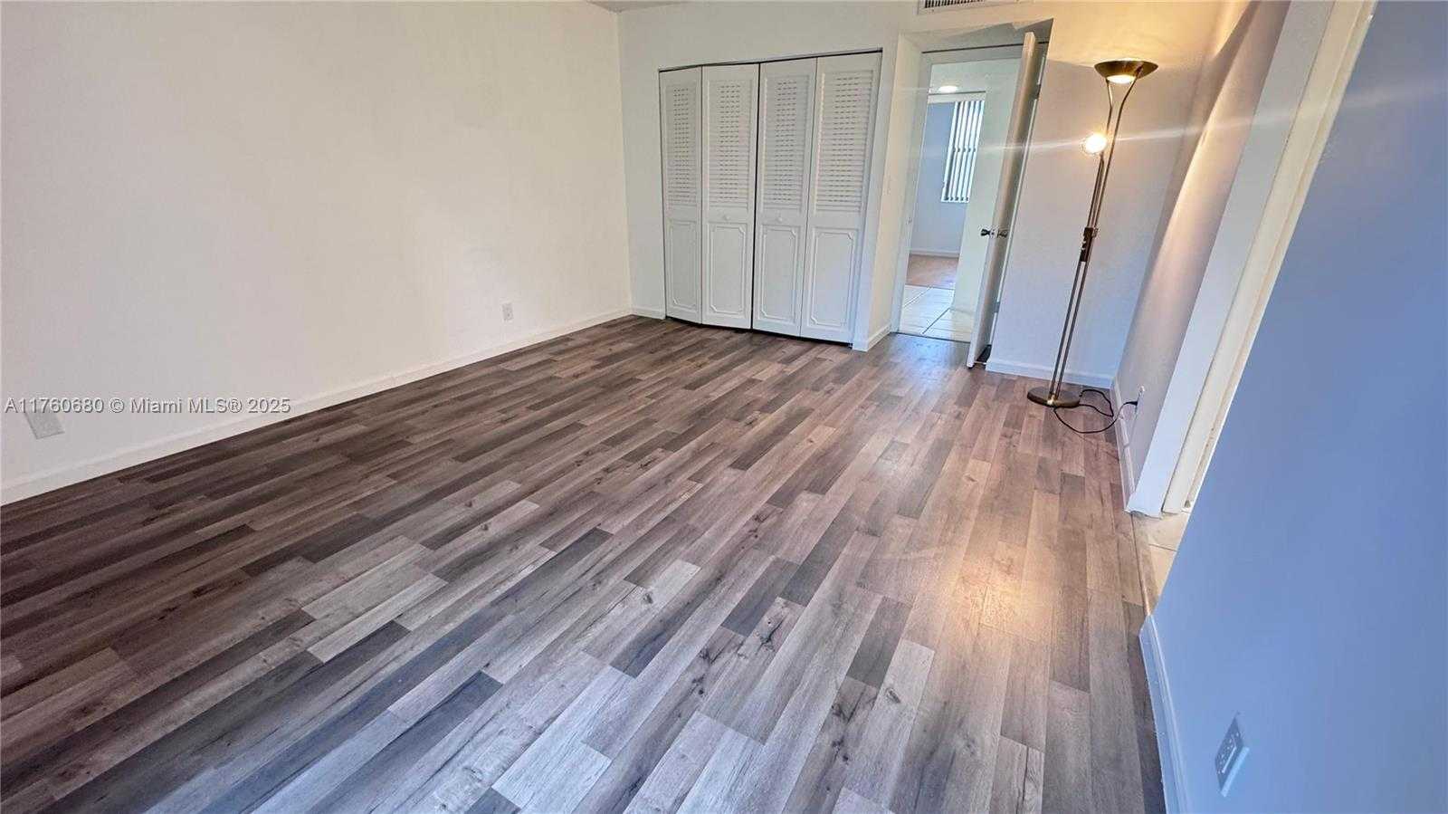 Small Image of 20401 NORTH EAST 30TH AVE #412-8, Aventura Number 28