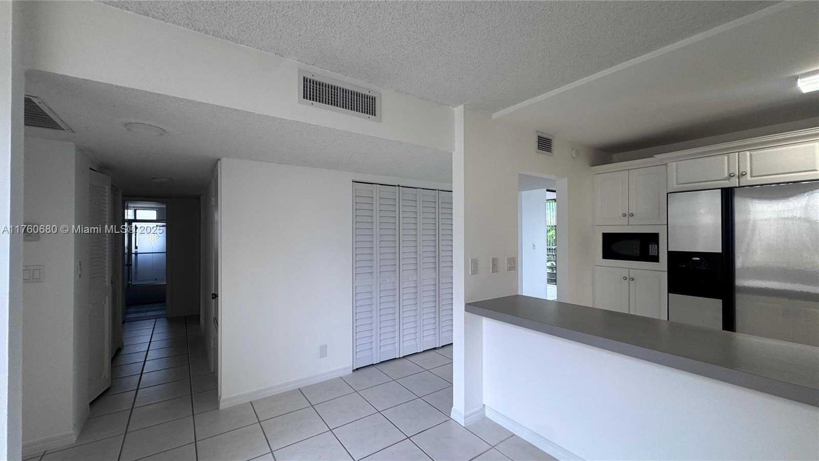 Small Image of 20401 NORTH EAST 30TH AVE #412-8, Aventura Number 3