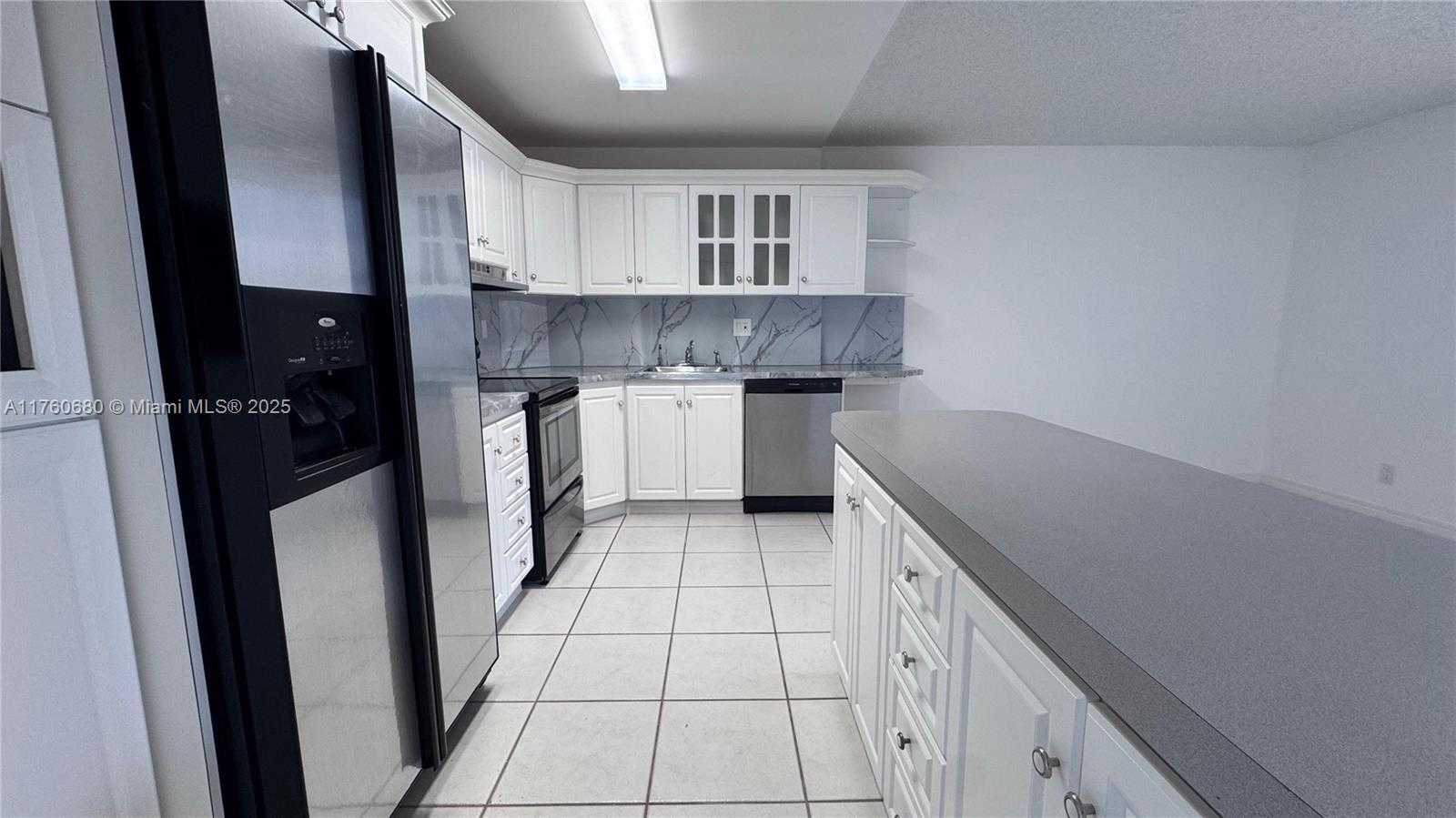 Small Image of 20401 NORTH EAST 30TH AVE #412-8, Aventura Number 6
