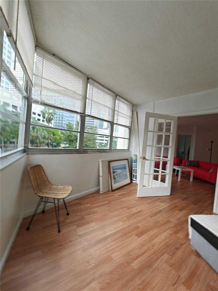 Small Image of 825 BRICKELL BAY DR #350, Miami Number 10